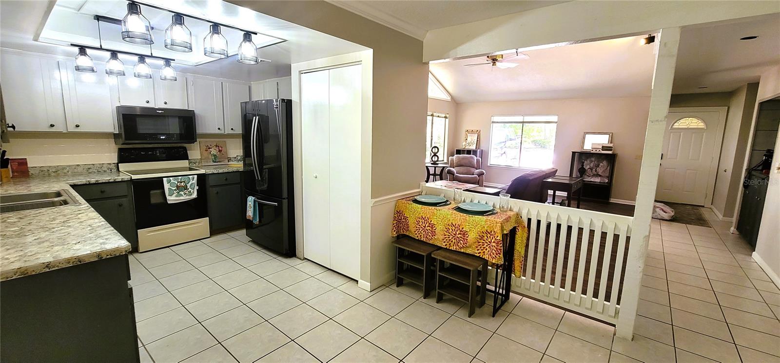 171 FOX GLEN COURT