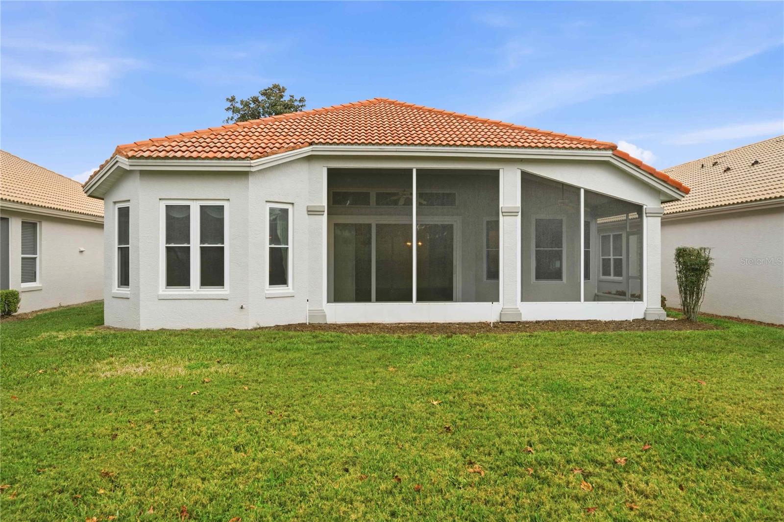 HILLSIDE VILLAS SECOND ADD - Residential