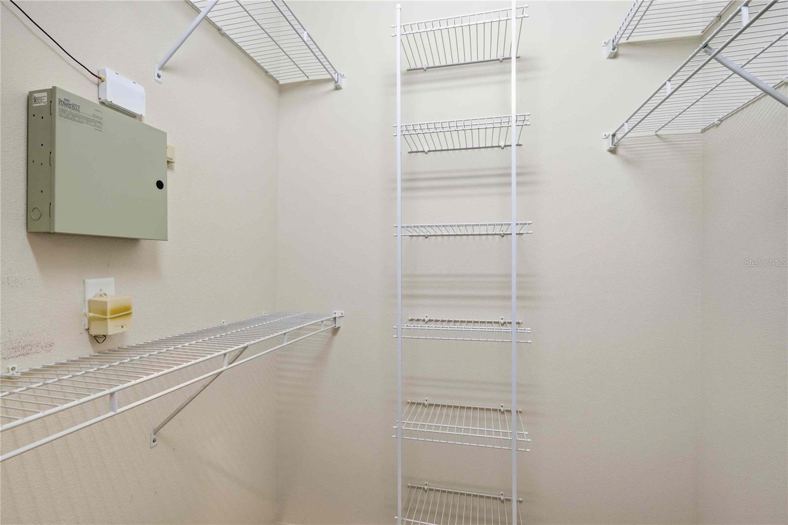 HILLSIDE VILLAS SECOND ADD - Residential