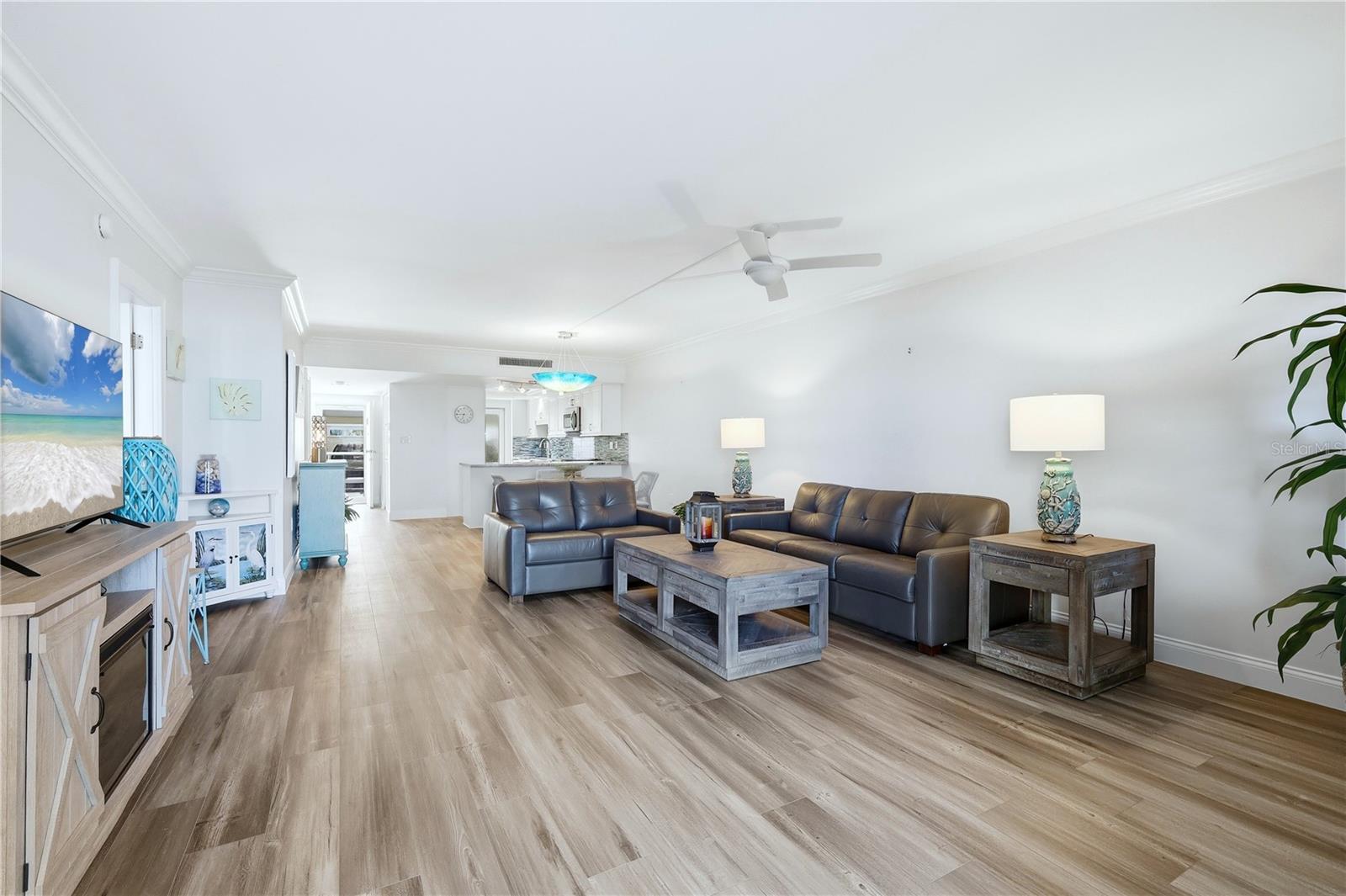 TOWERS - Residential