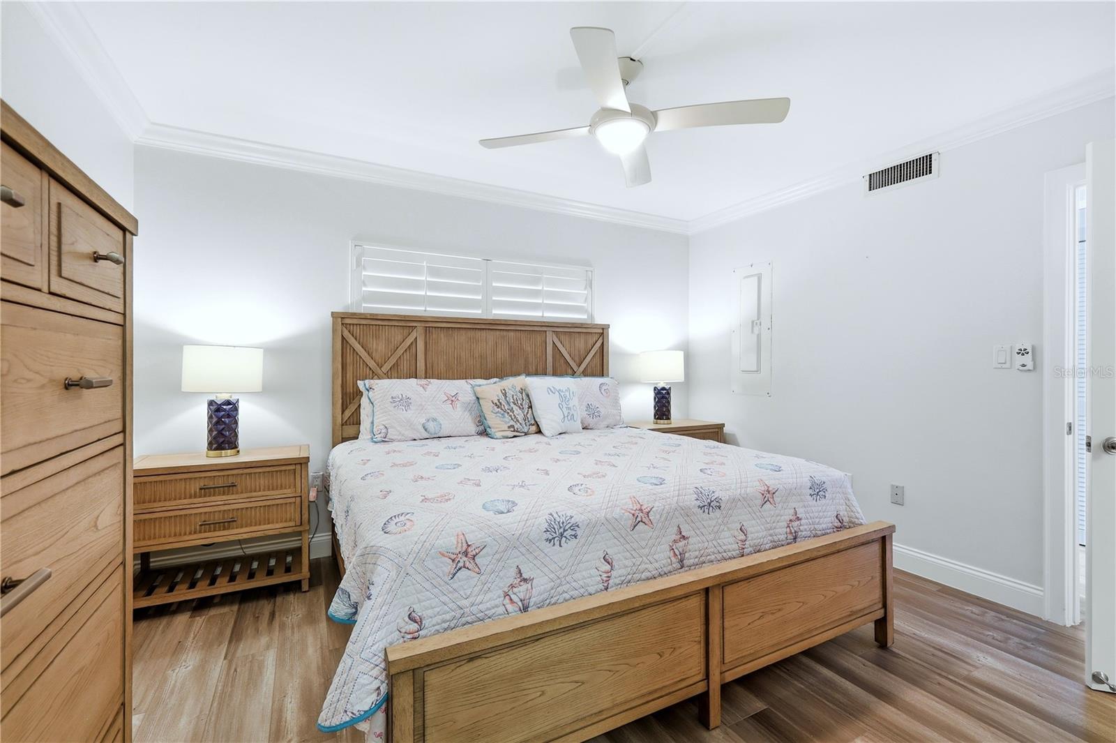 TOWERS - Residential