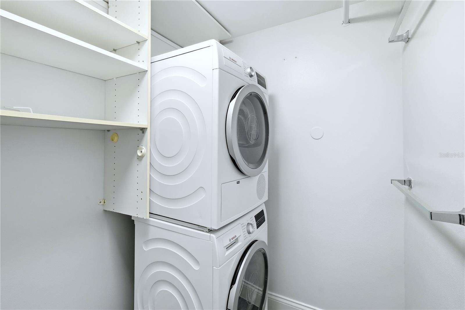 TOWERS - Residential