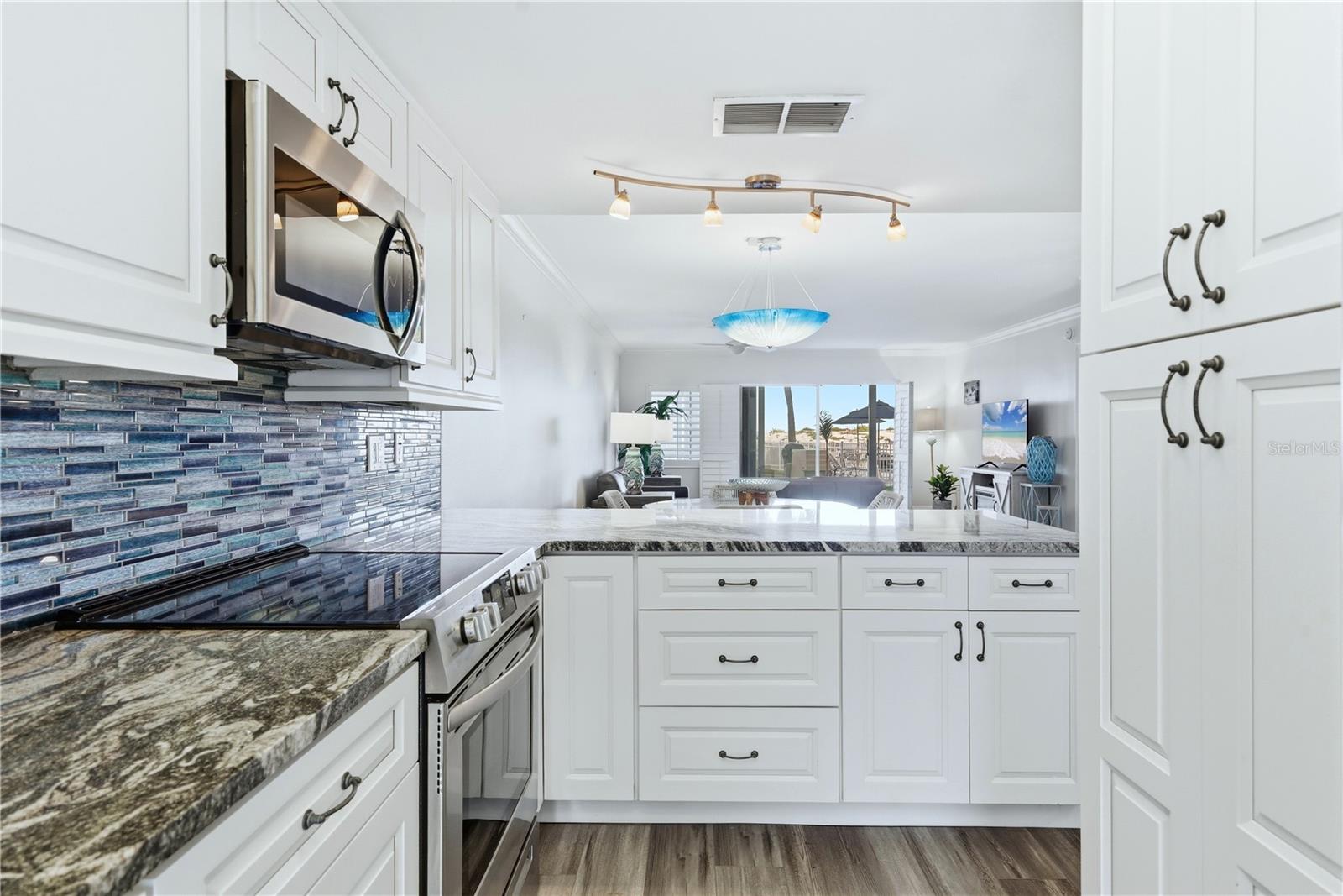 TOWERS - Residential