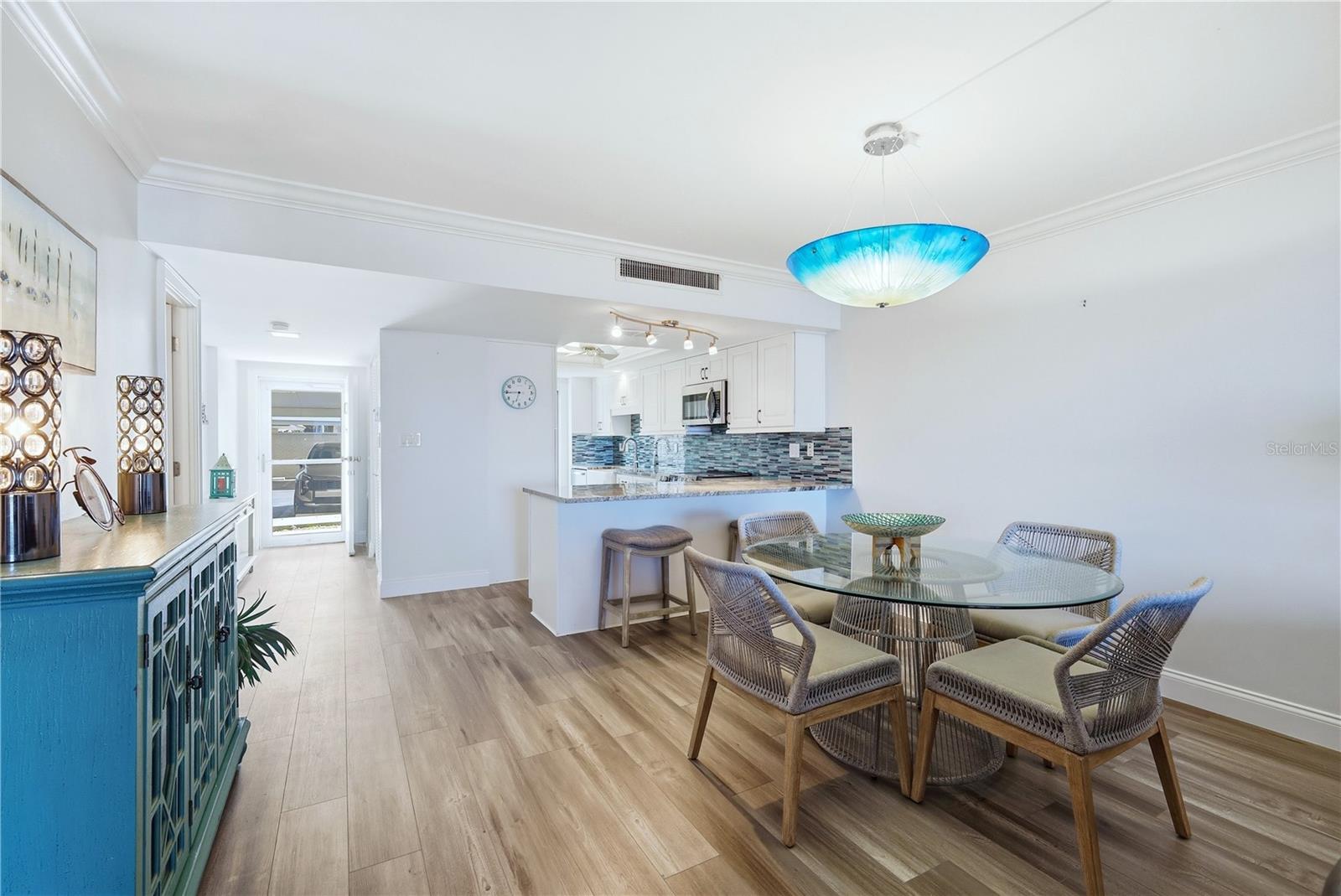 TOWERS - Residential