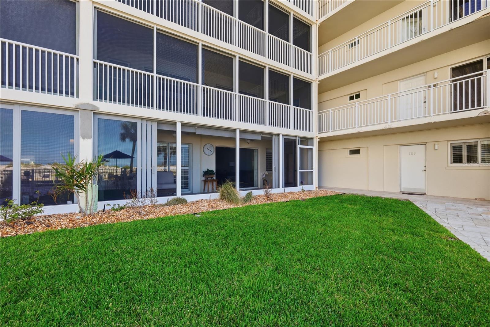 TOWERS - Residential