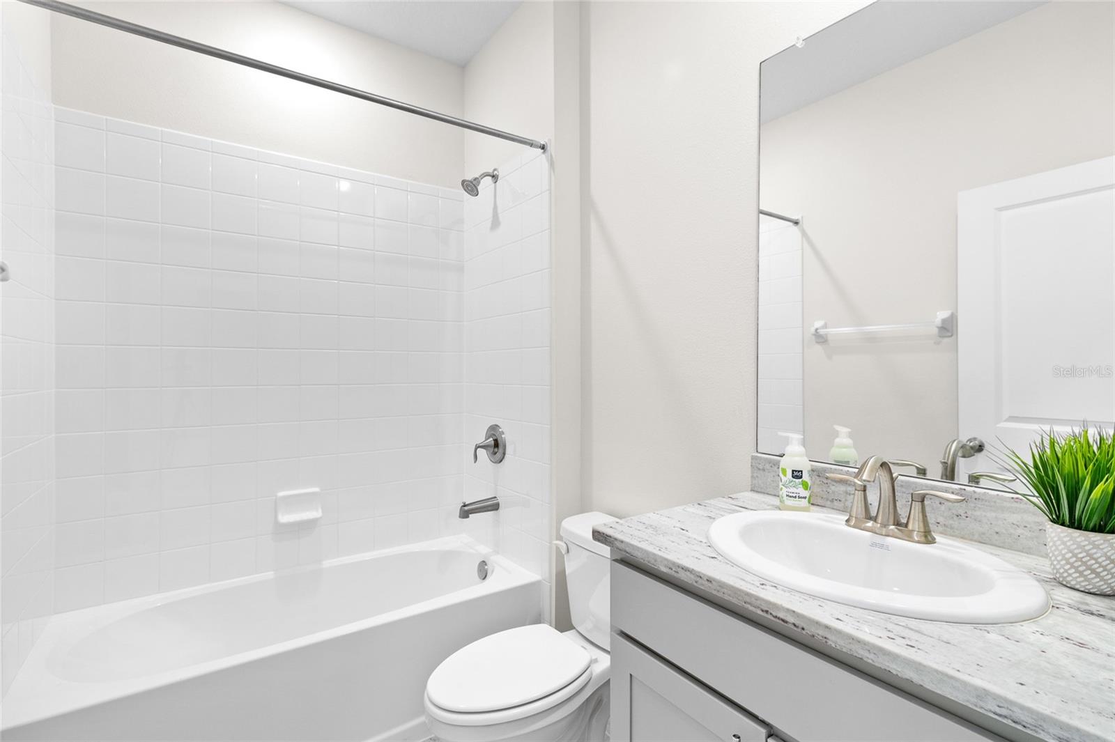 PROMENADE ESTATES PH 1 - Residential