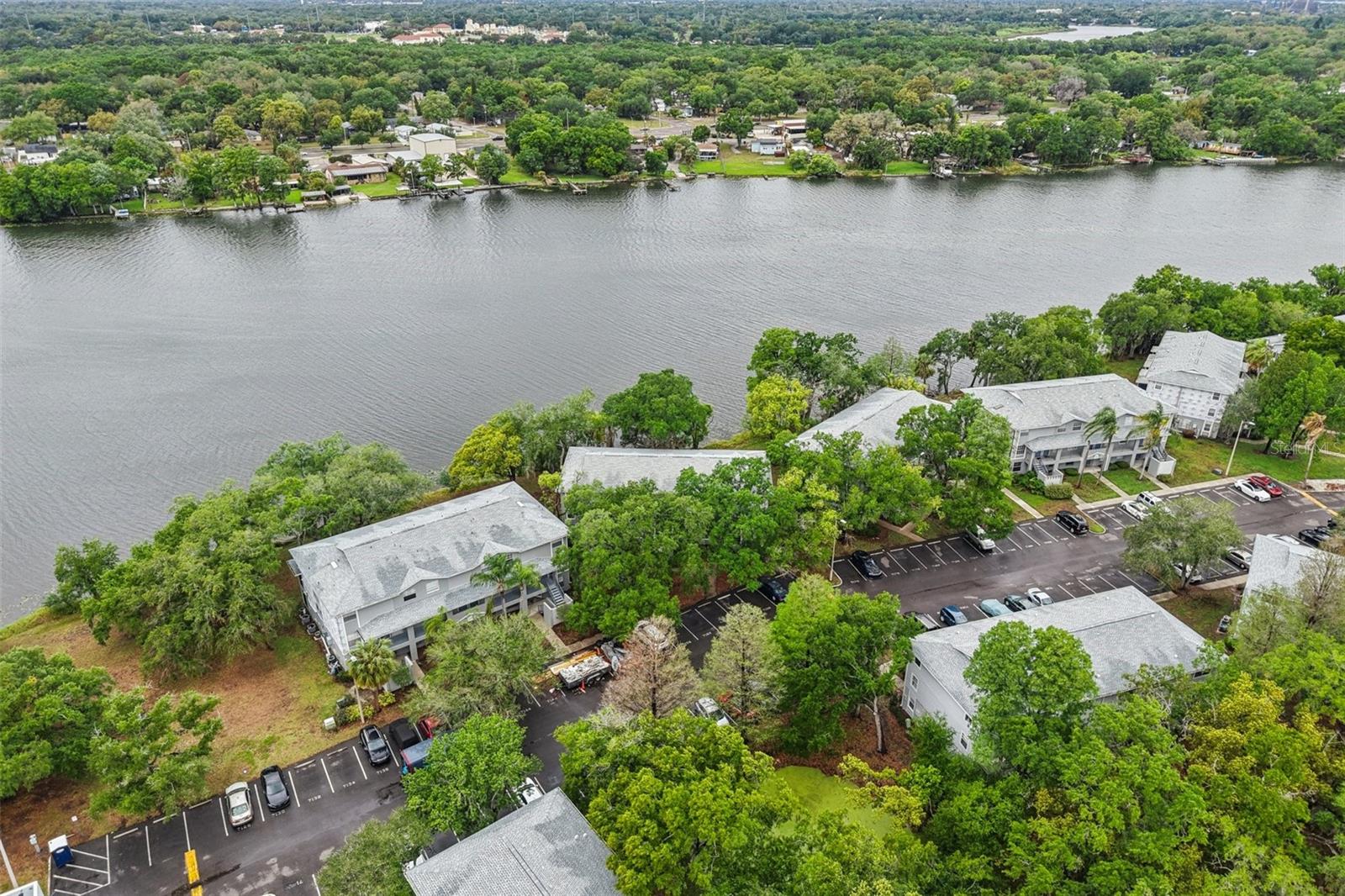 WATERSIDE CONDO III - Residential