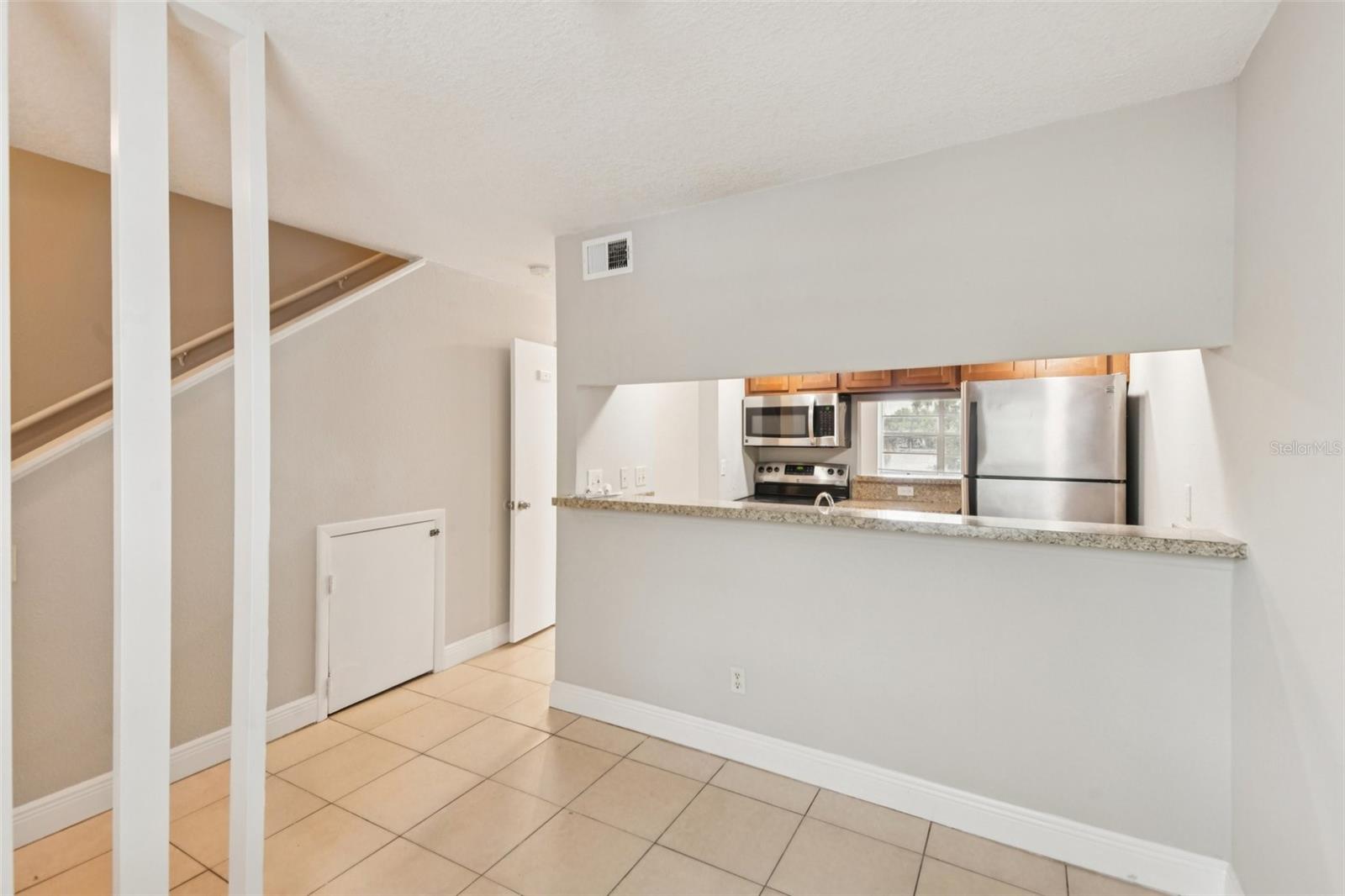 WATERSIDE CONDO III - Residential