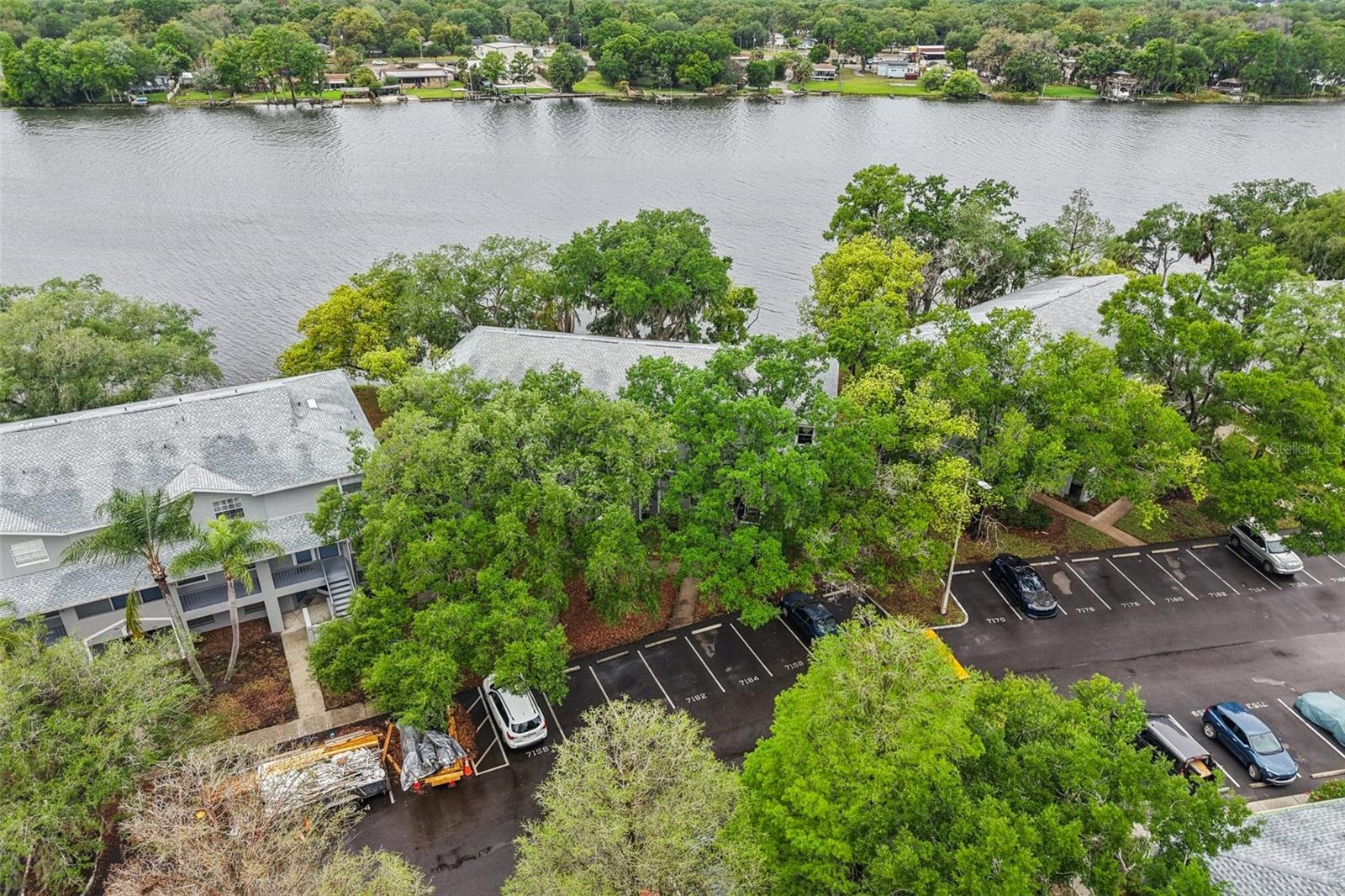 WATERSIDE CONDO III - Residential