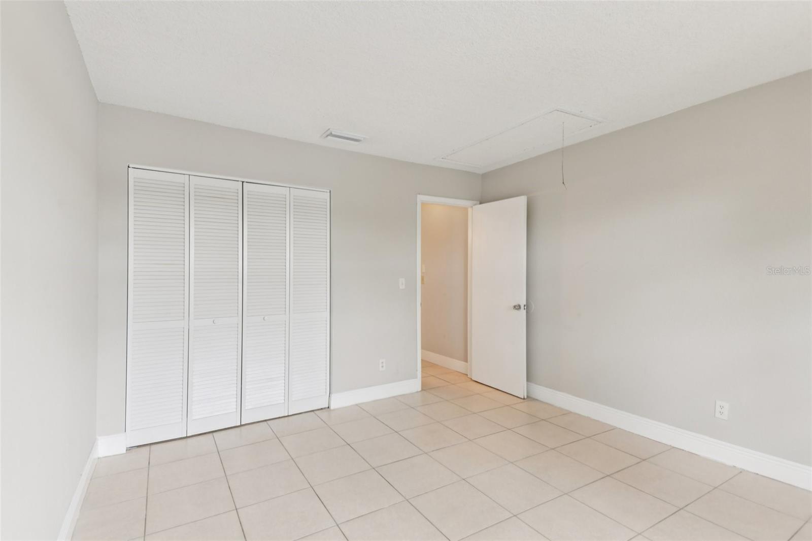 WATERSIDE CONDO III - Residential