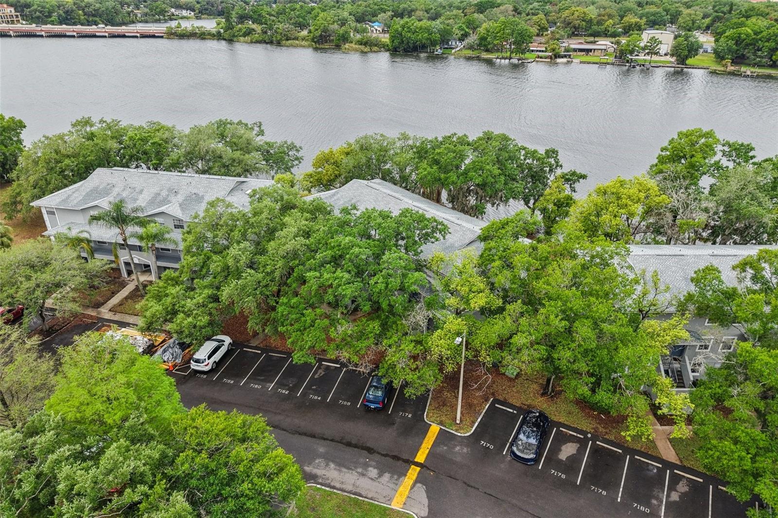 WATERSIDE CONDO III - Residential