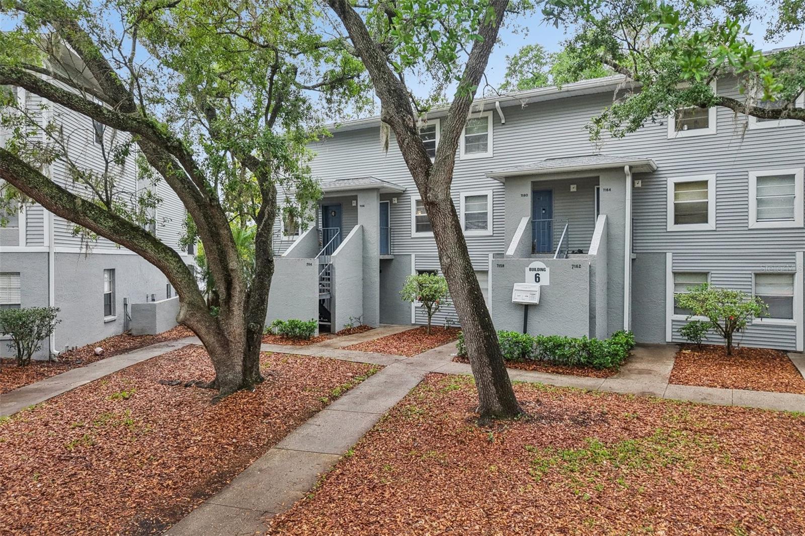 WATERSIDE CONDO III - Residential