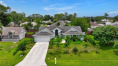 Photo of 502 SE Guava Terrace, Port Saint Lucie, FL 34983 (MLS # OM703532)