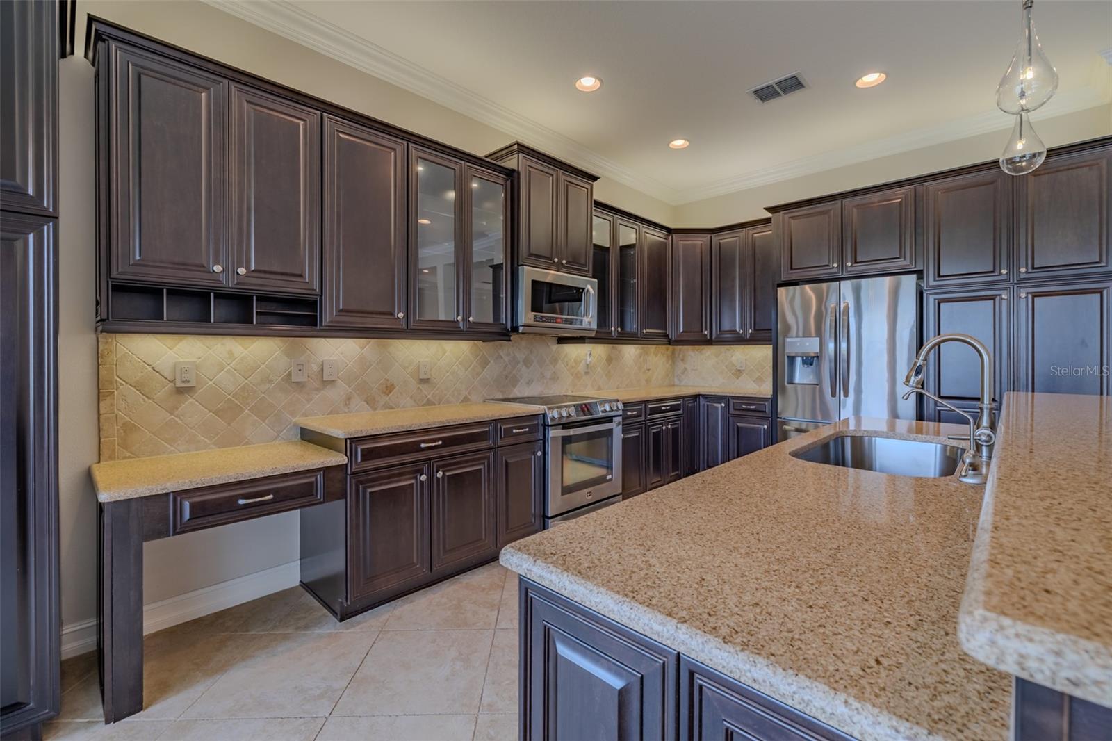 VALENCIA LAKES TR J PH 1 - Residential