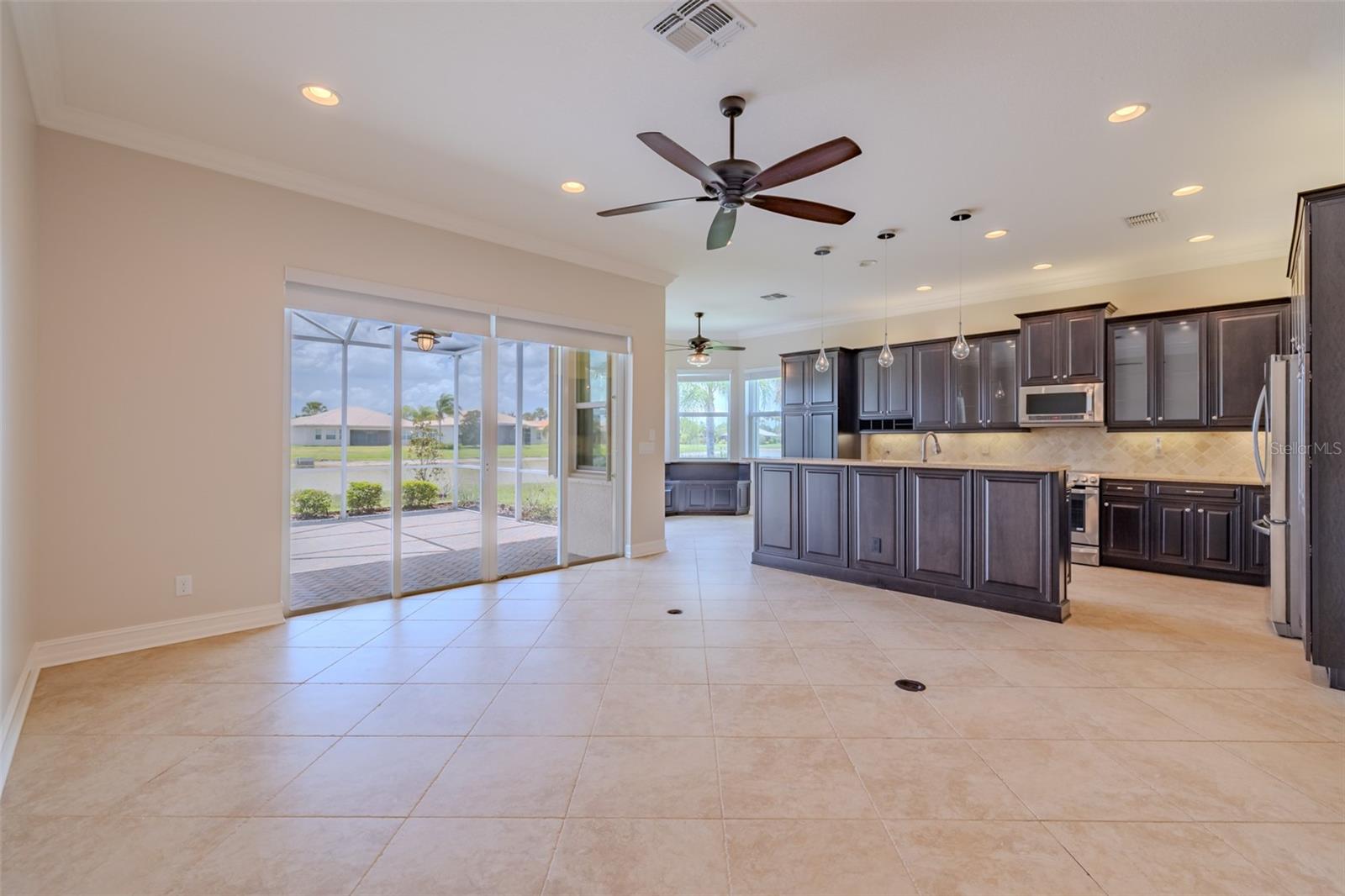 VALENCIA LAKES TR J PH 1 - Residential