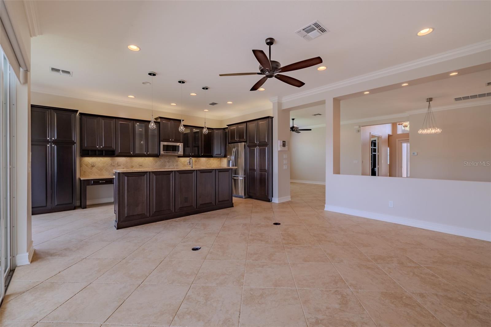 VALENCIA LAKES TR J PH 1 - Residential