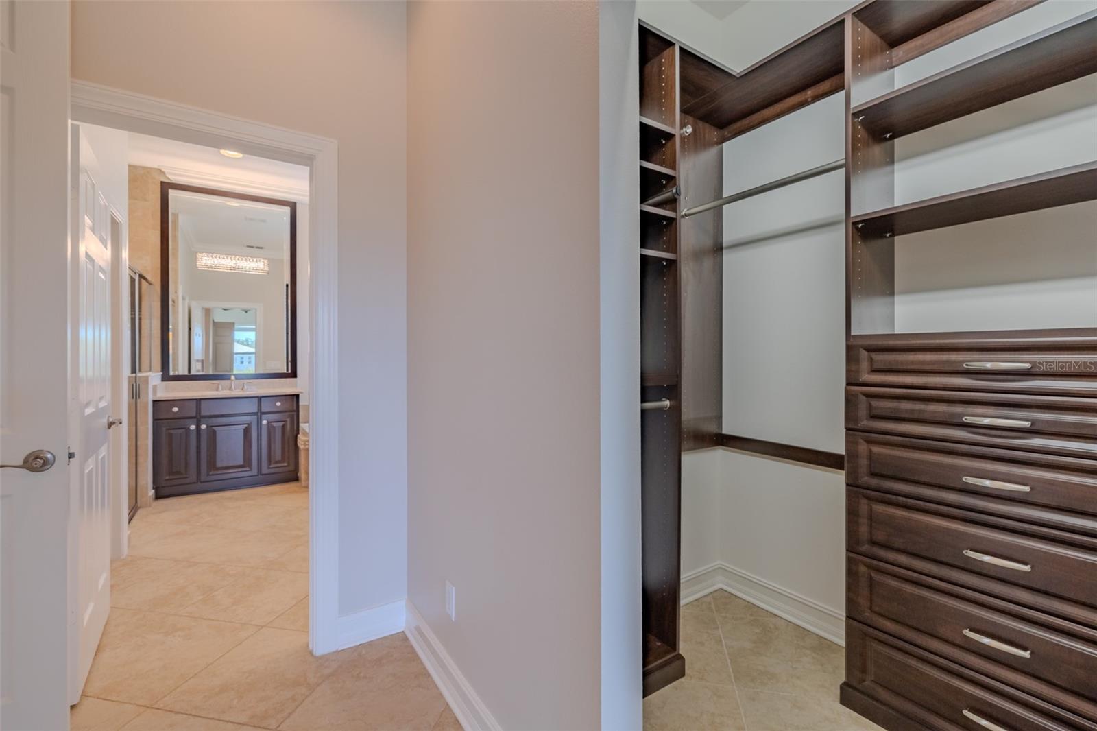 VALENCIA LAKES TR J PH 1 - Residential
