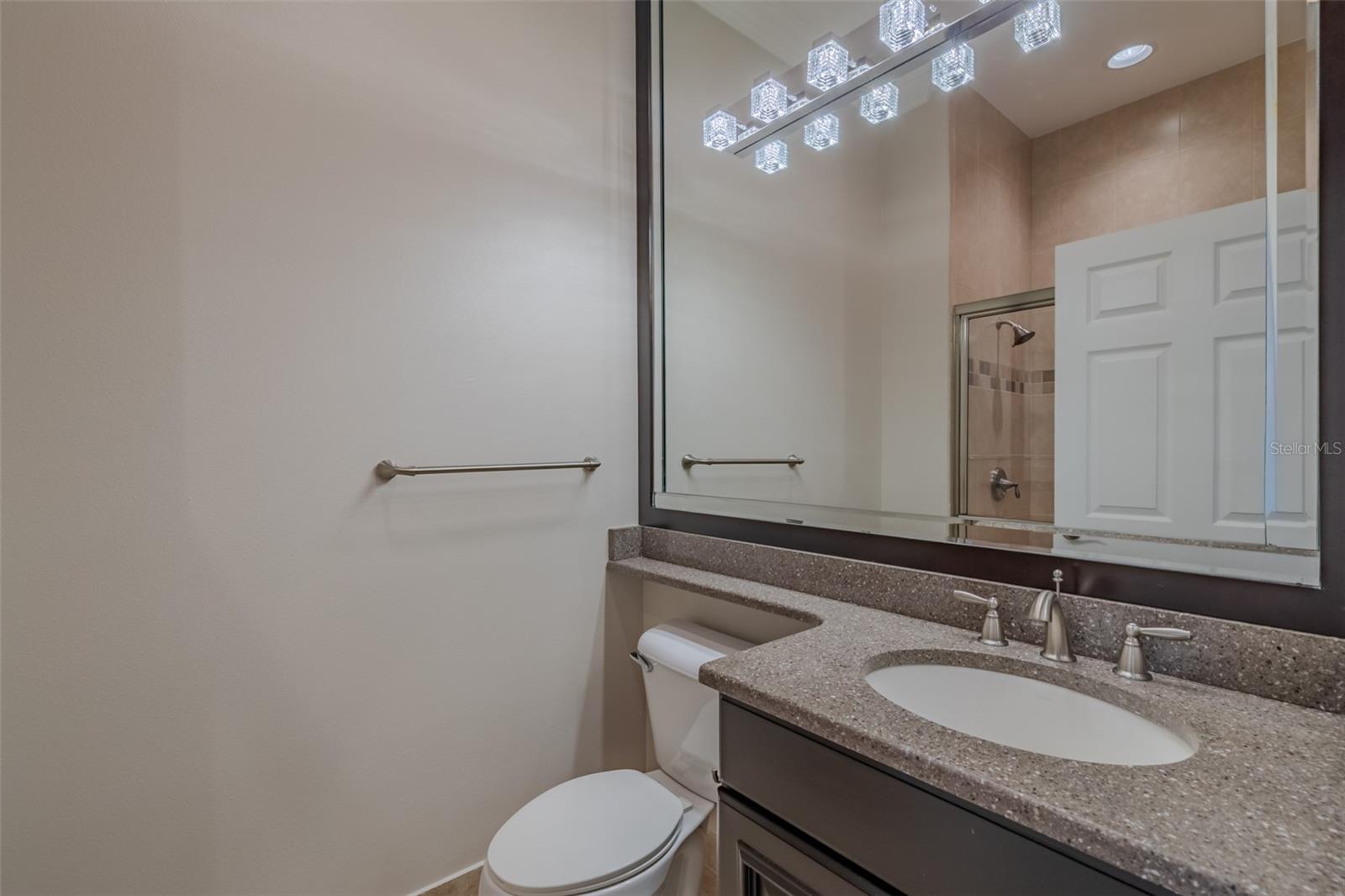 VALENCIA LAKES TR J PH 1 - Residential