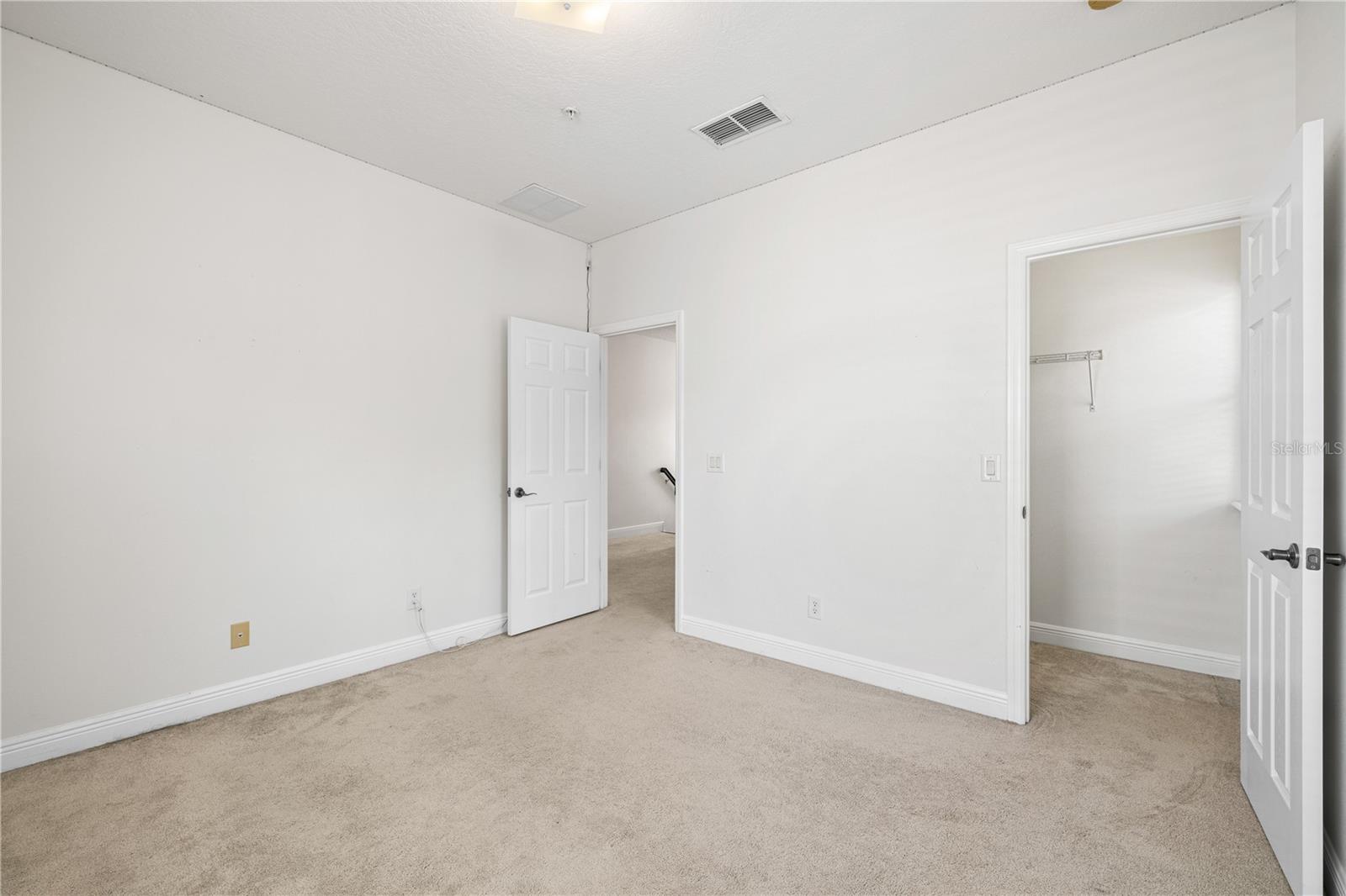 BALDWIN PARK UNIT 10 - Residential Lease