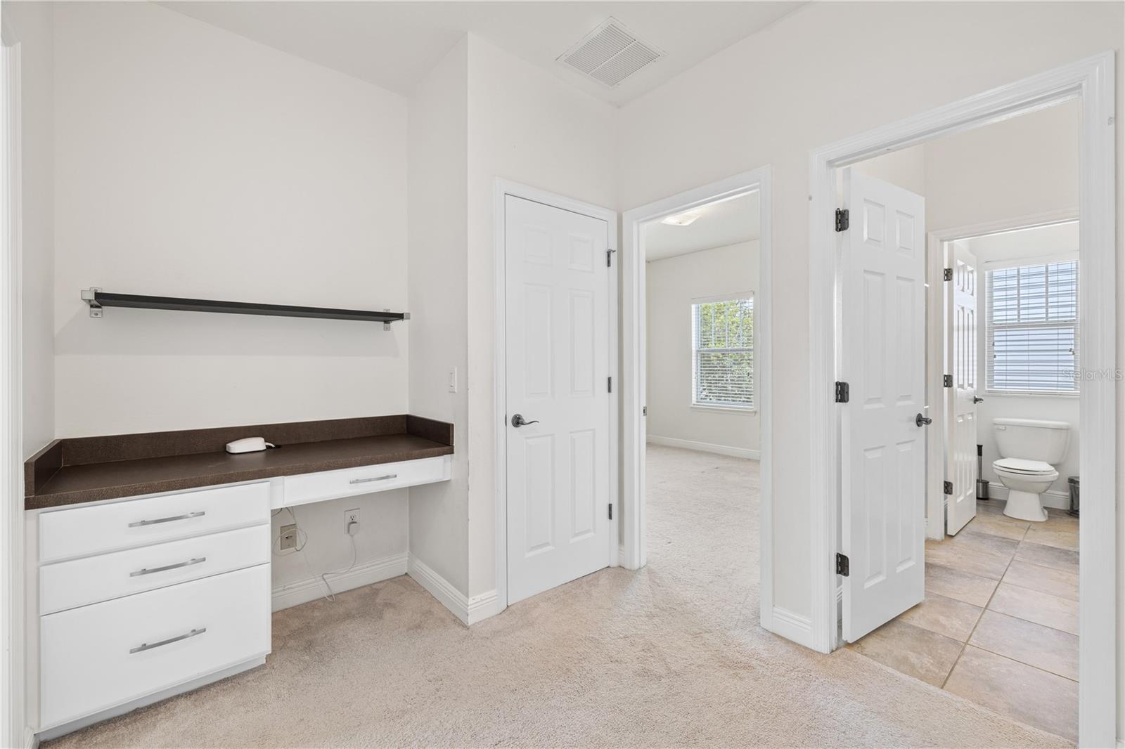 BALDWIN PARK UNIT 10 - Residential Lease