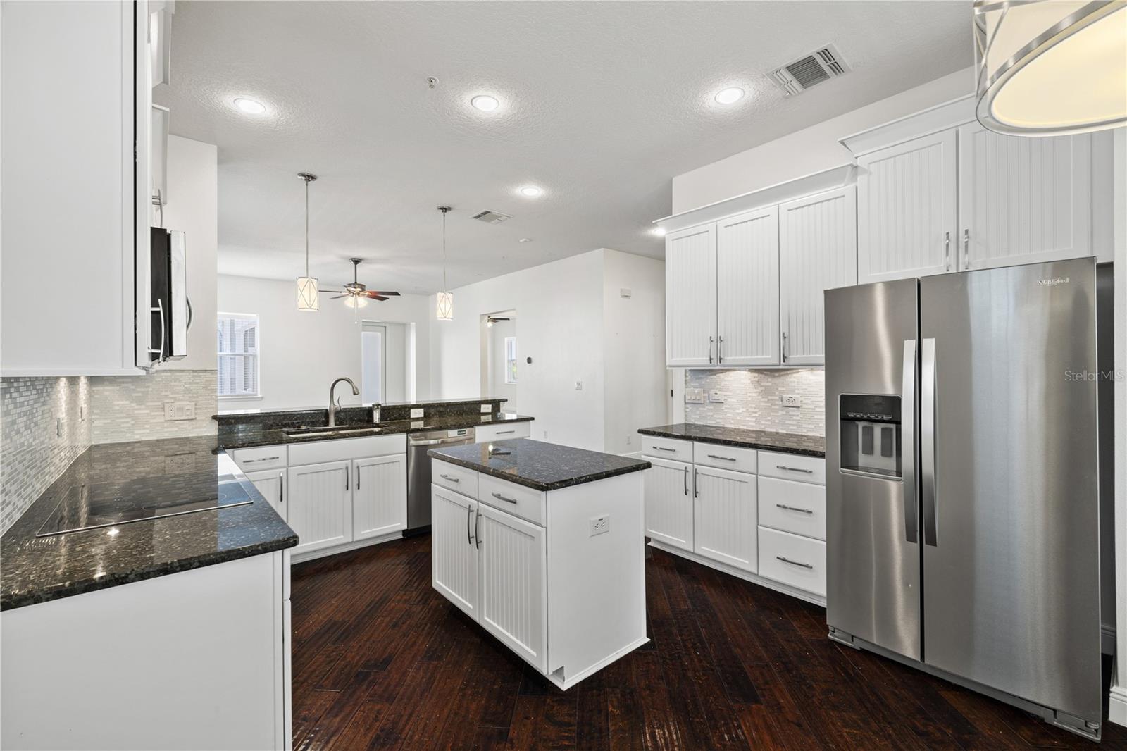 BALDWIN PARK UNIT 10 - Residential Lease