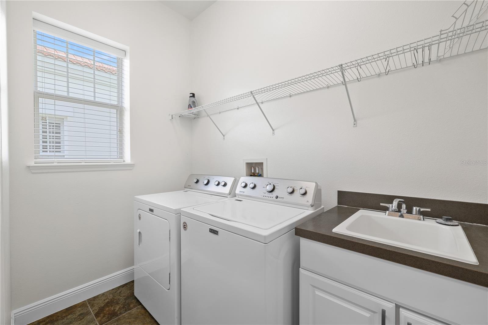 BALDWIN PARK UNIT 10 - Residential Lease