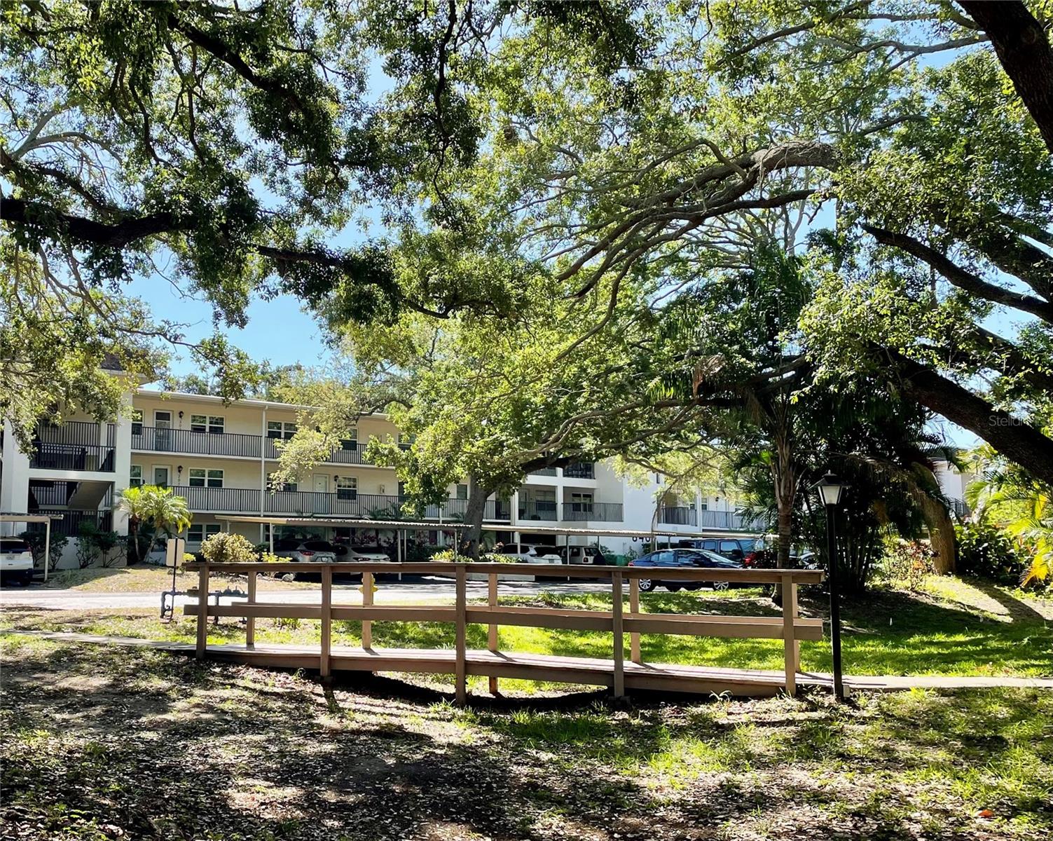 PATRICIAN OAKS - Residential