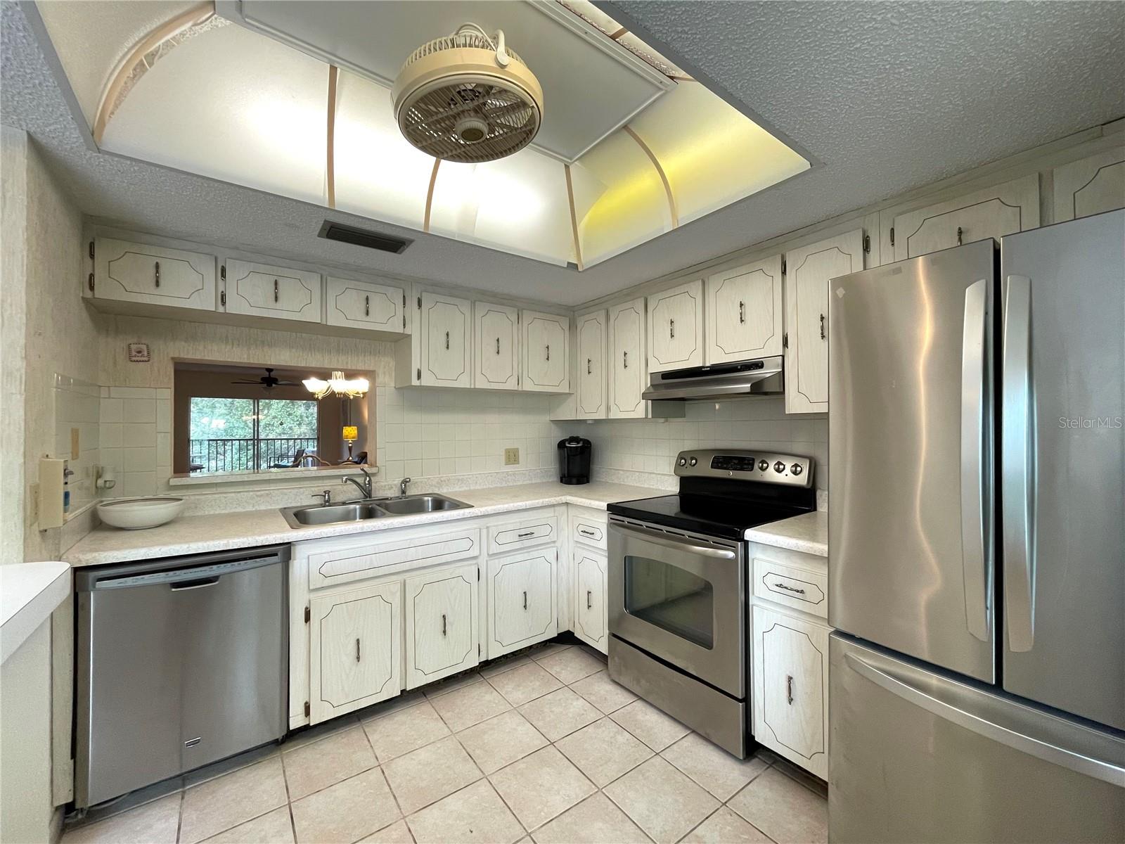PATRICIAN OAKS - Residential