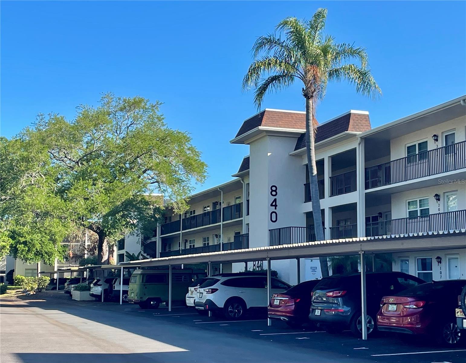 PATRICIAN OAKS - Residential