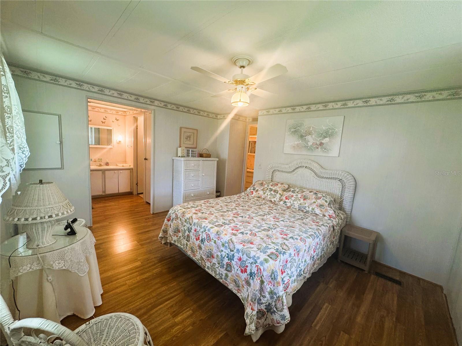 HAWTHORNE AT LEESBURG A COOP - Residential