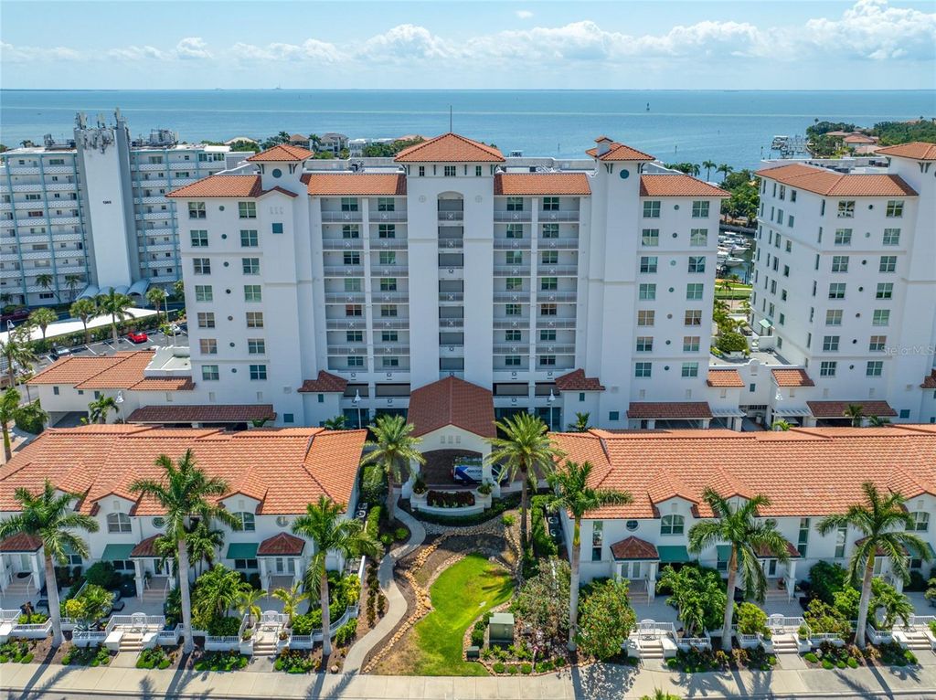 Photo of 1325 Snell Isle Boulevard NE #810, St Petersburg, FL 33704 (MLS # TB8385328)