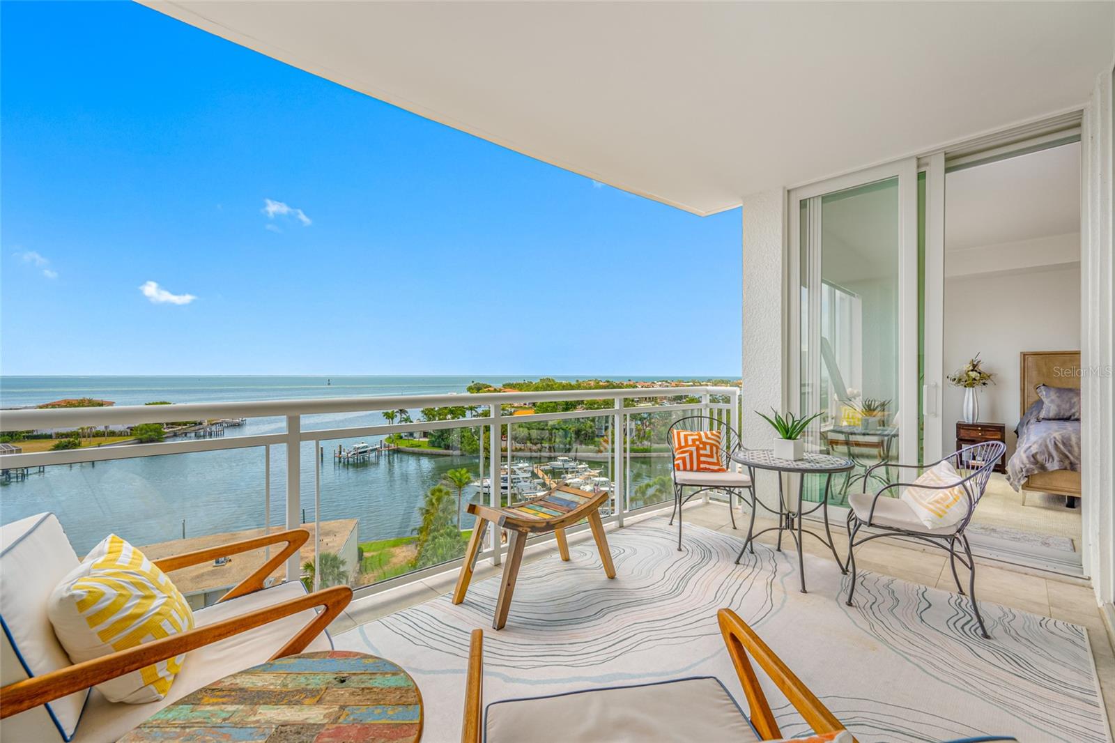 1325 SNELL ISLE BOULEVARD NE 810