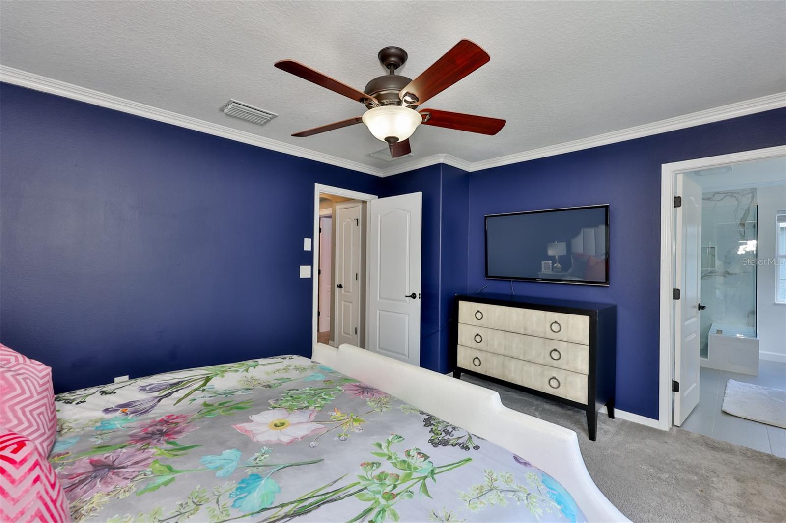 FISHHAWK RANCH TOWNCENTER PHAS - Residential
