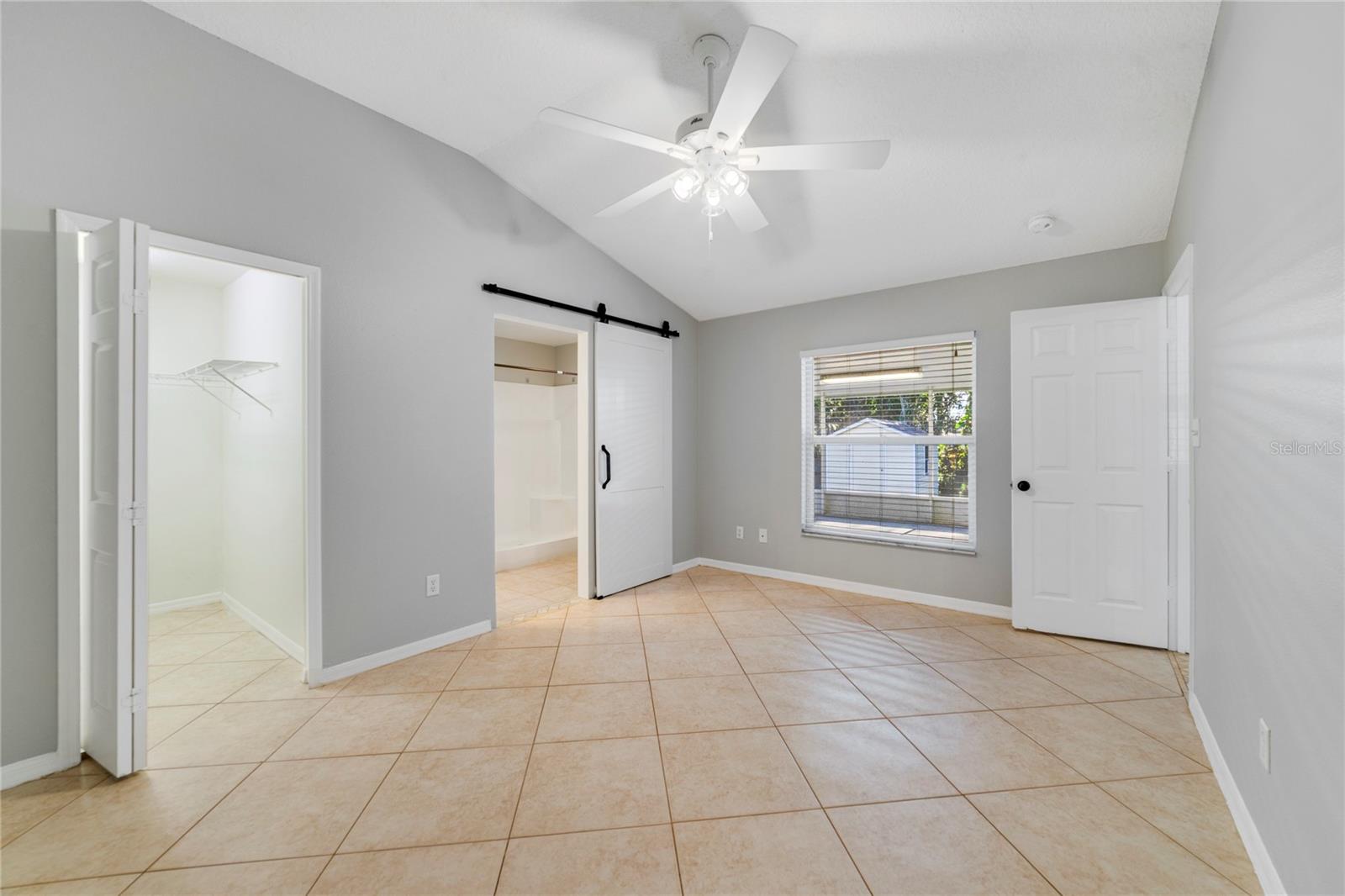 COLLEGE HEIGHTS PH 02 - Residential Lease