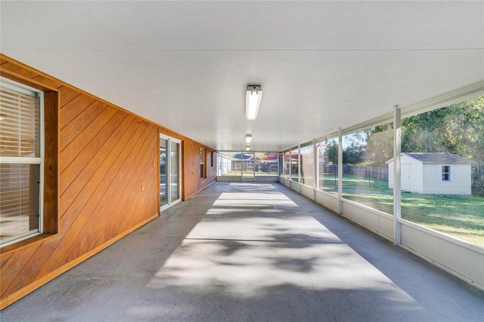 COLLEGE HEIGHTS PH 02 - Residential Lease