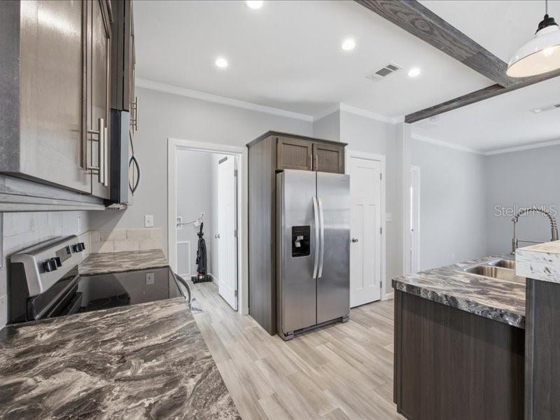 RIVER RANCH SHORES - Residential