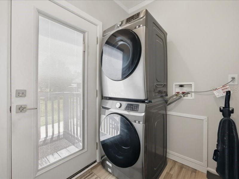 RIVER RANCH SHORES - Residential