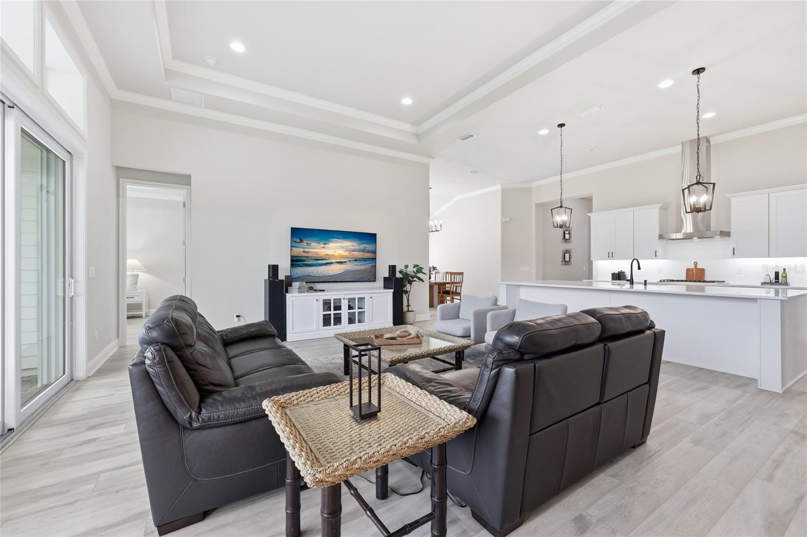 OAKMONT PH 3 PB 35 PG 60 - Residential