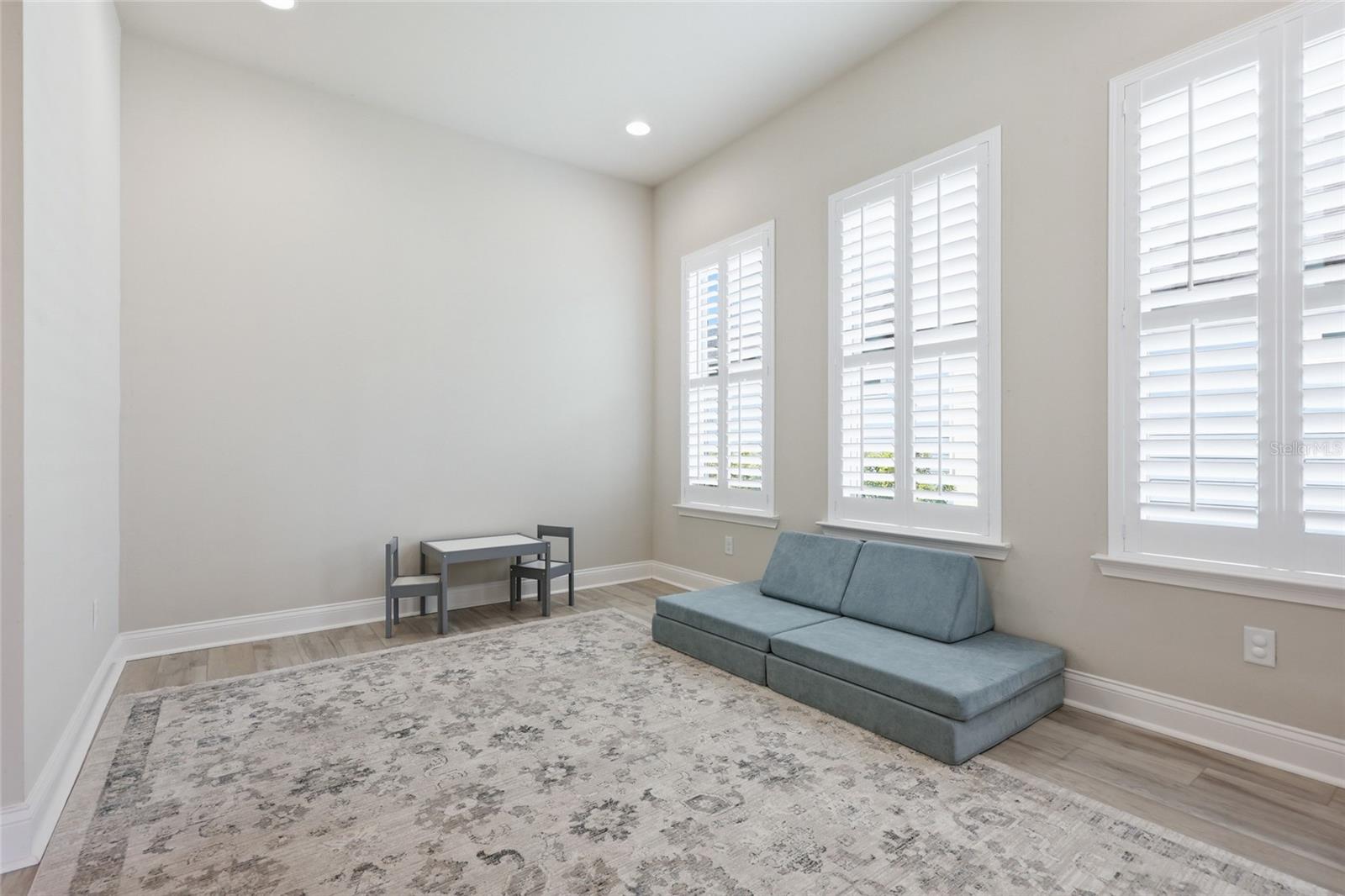 OAKMONT PH 3 PB 35 PG 60 - Residential