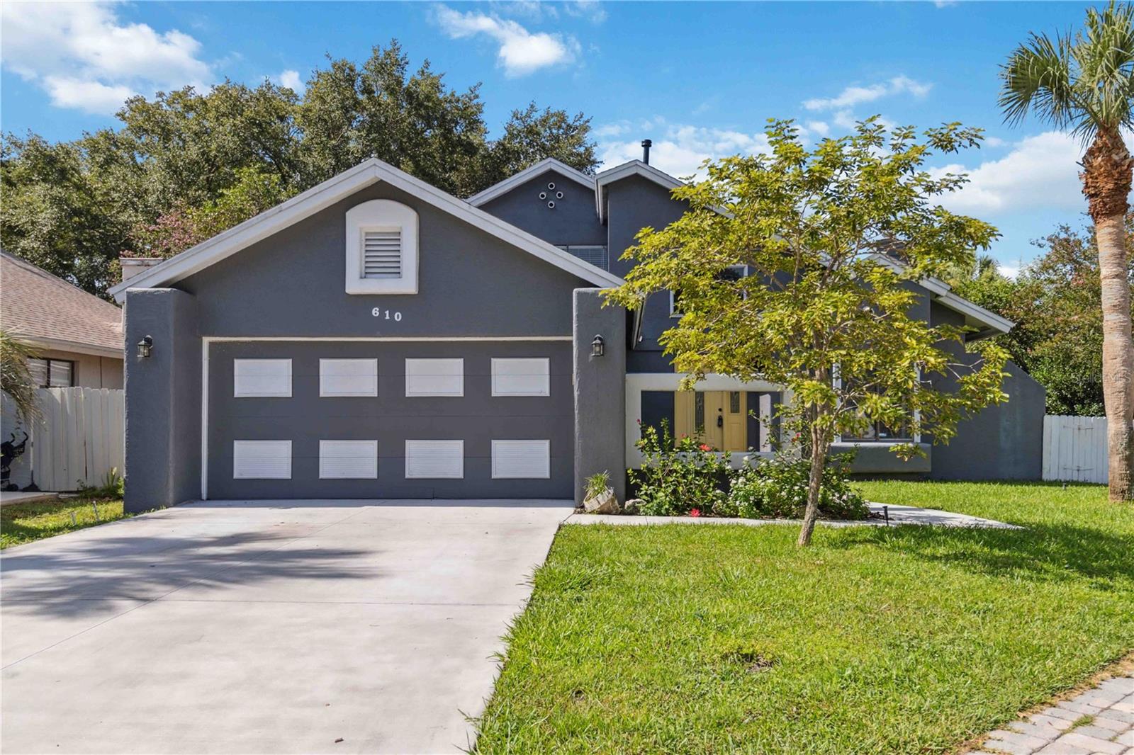 Discover the charm of a hidden treasure in the historic Longwood community—this beautiful home, located on a serene cul-de-sac within the gated community of The Landings, is truly something special. With 3 spacious bedrooms and 2.5 thoughtfully designed bathrooms, plus a versatile bonus office that can easily serve as a fourth bedroom, this residence meets all your needs.
As you step inside, you'll immediately feel the inviting atmosphere created by the vaulted ceilings in the living area. The exquisite built-in bookshelves and abundant natural light make this space feel both open and cozy. Imagine cozy winter gatherings around the warm wood-burning fireplace, perfect for creating unforgettable memories. The heart of this home is the remodeled kitchen, a chef's dream with elegant quartz countertops, solid maple cabinets, a stylish tile backsplash, and handy pantry drawers.
Your retreat awaits in the first-floor master bedroom suite, designed as a serene oasis. This space features two spacious closets and a skylight that illuminates the luxurious master bath. Delight in the cherry cabinets, a stunning quartz countertop, and a walk-in shower with dual shower heads, all designed for a spa-like experience.
The inviting outdoor space offers a lovely patio and a fenced yard—a perfect backdrop for both relaxation and entertaining. The Landings community further enriches your lifestyle with access to tennis courts, a refreshing community pool, and peaceful walking paths that provide breathtaking views of West Lake.
Conveniently situated just minutes from SunRail, Orlando Health South Seminole, various medical offices, bus lines, shopping, and dining options, this home isn’t just a place to live; it’s a gateway to a vibrant and fulfilling lifestyle. Embrace the opportunity to call this exceptional property your new home—it won't last long!