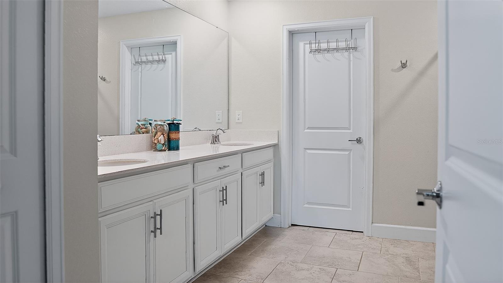 STONEYBROOK HILLS - Residential