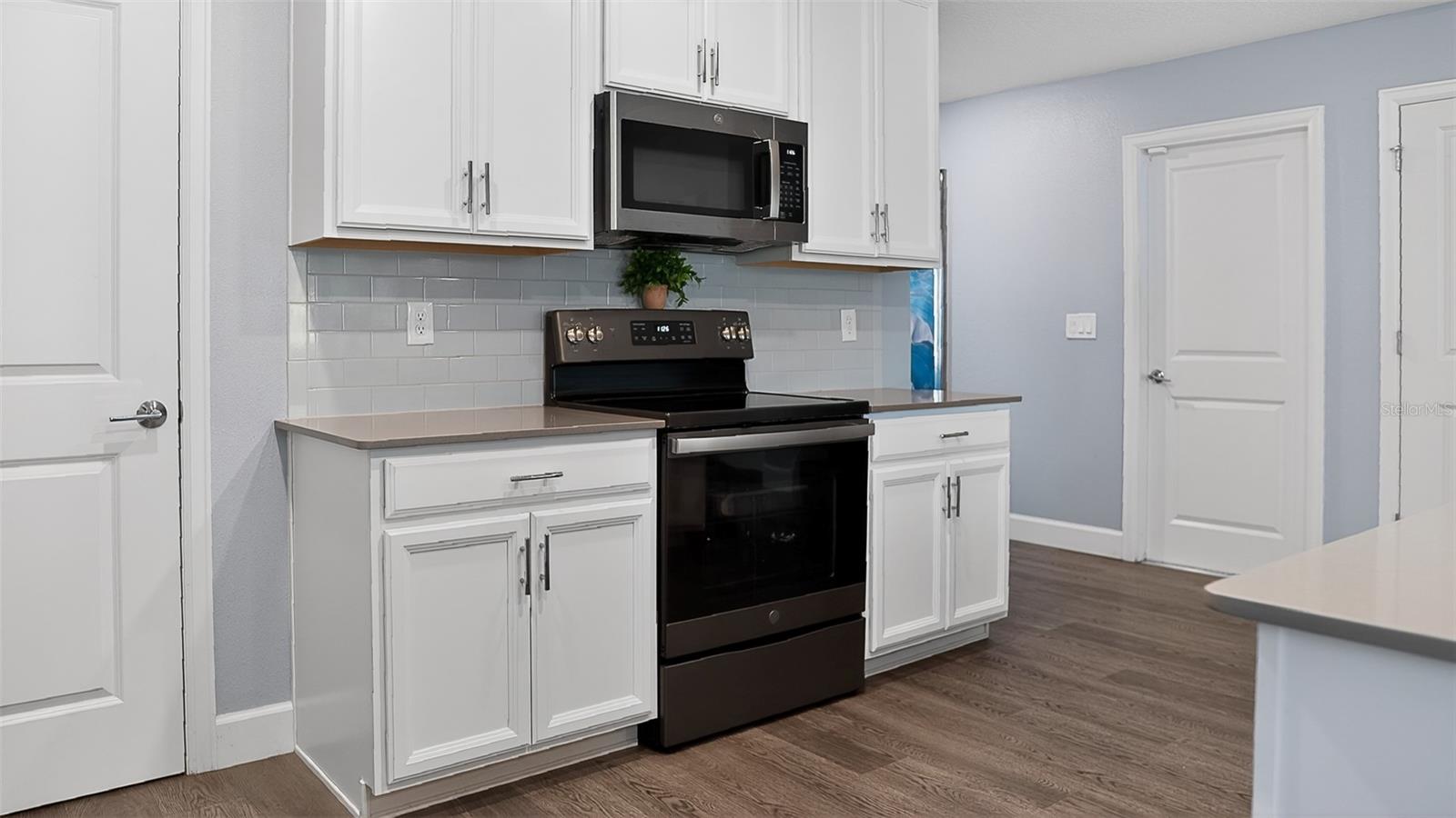 STONEYBROOK HILLS - Residential