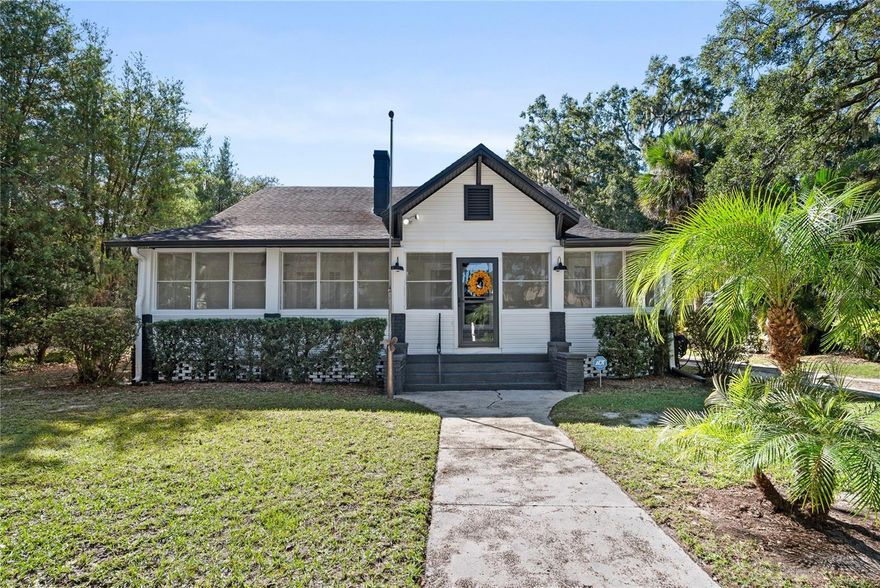Welcome home to 40 W Smith St.  Step into a piece of Winter Garden's rich history with this captivating, charming historic home in the "golf district" in the heart of downtown Winter Garden. Nestled in the heart of downtown Winter Garden, enjoy easy access to the widely popular Plant Street farmer's market, West Orange Trail, and the famed Crooked Can Brewery. This prime location home is nestles in the heart of downtown Winter Garden with easy access to local shops, restaurants, parks, and the vibrant community events that define this sought-after area. 

Original architectural details reflects the home's 1920's heritage, offering a unique blend of past and present. Some of modern highlights include new gourmet kitchen with cabinets and quartz countertops,  Brazilian Cherry hardwood floors, Roof 2018, AC 2019, and replumbed in 2020. Your spacious living amenities include 3 bedrooms with large walk-in closets, 2 full bathrooms, and an ample upstairs retreat generous enough for families or those seeking to room to grow. 

Don't miss the opportunity