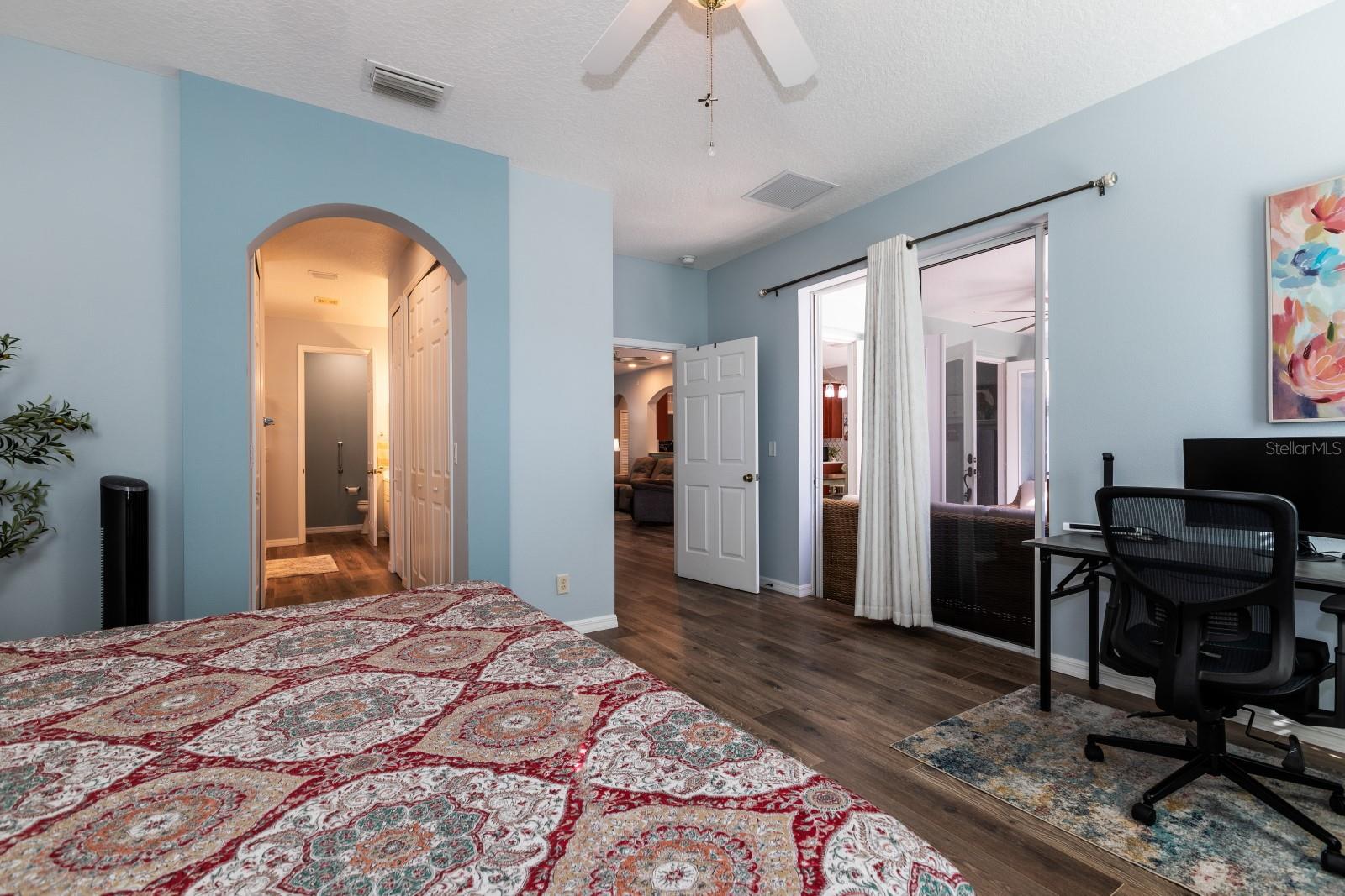 LEESBURG LEGACY - Residential