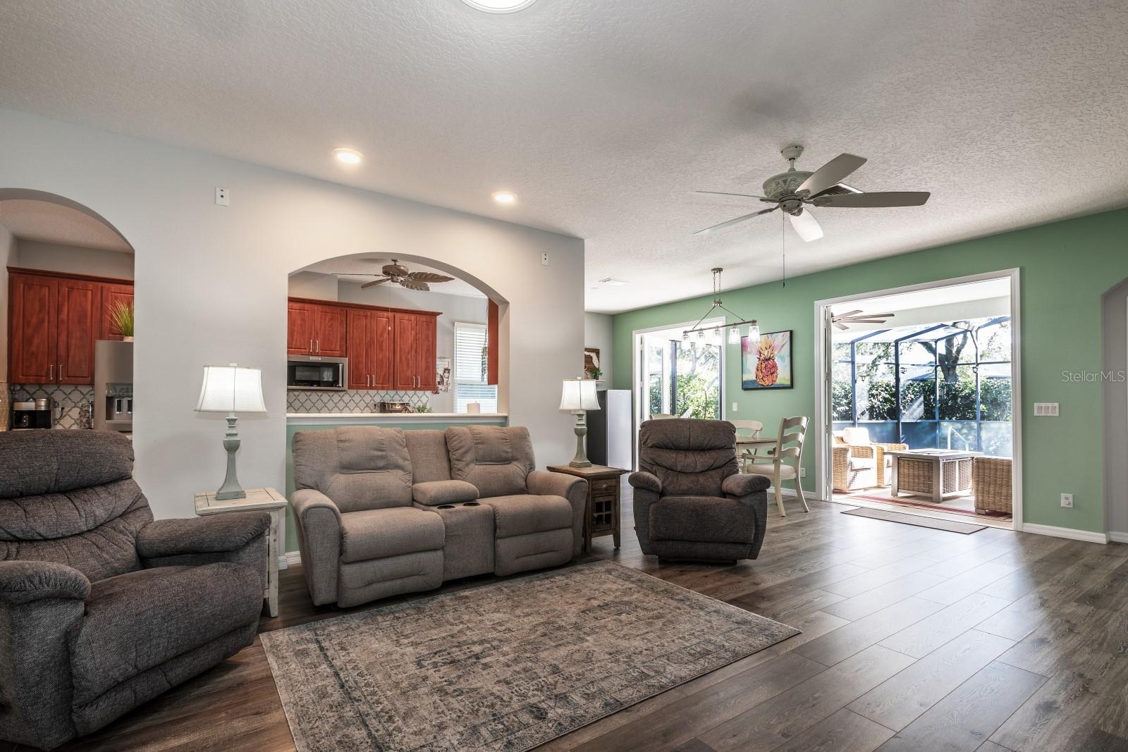 LEESBURG LEGACY - Residential