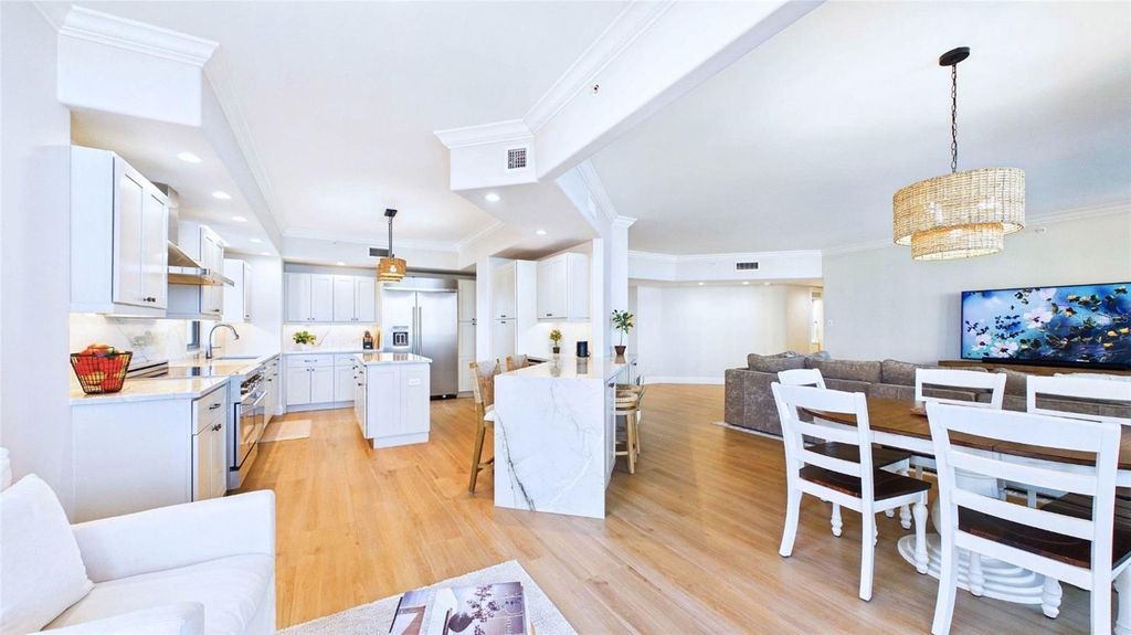 Photo of 1241 Gulf Of Mexico Drive #506, Longboat Key, FL 34228 (MLS # A4689658)