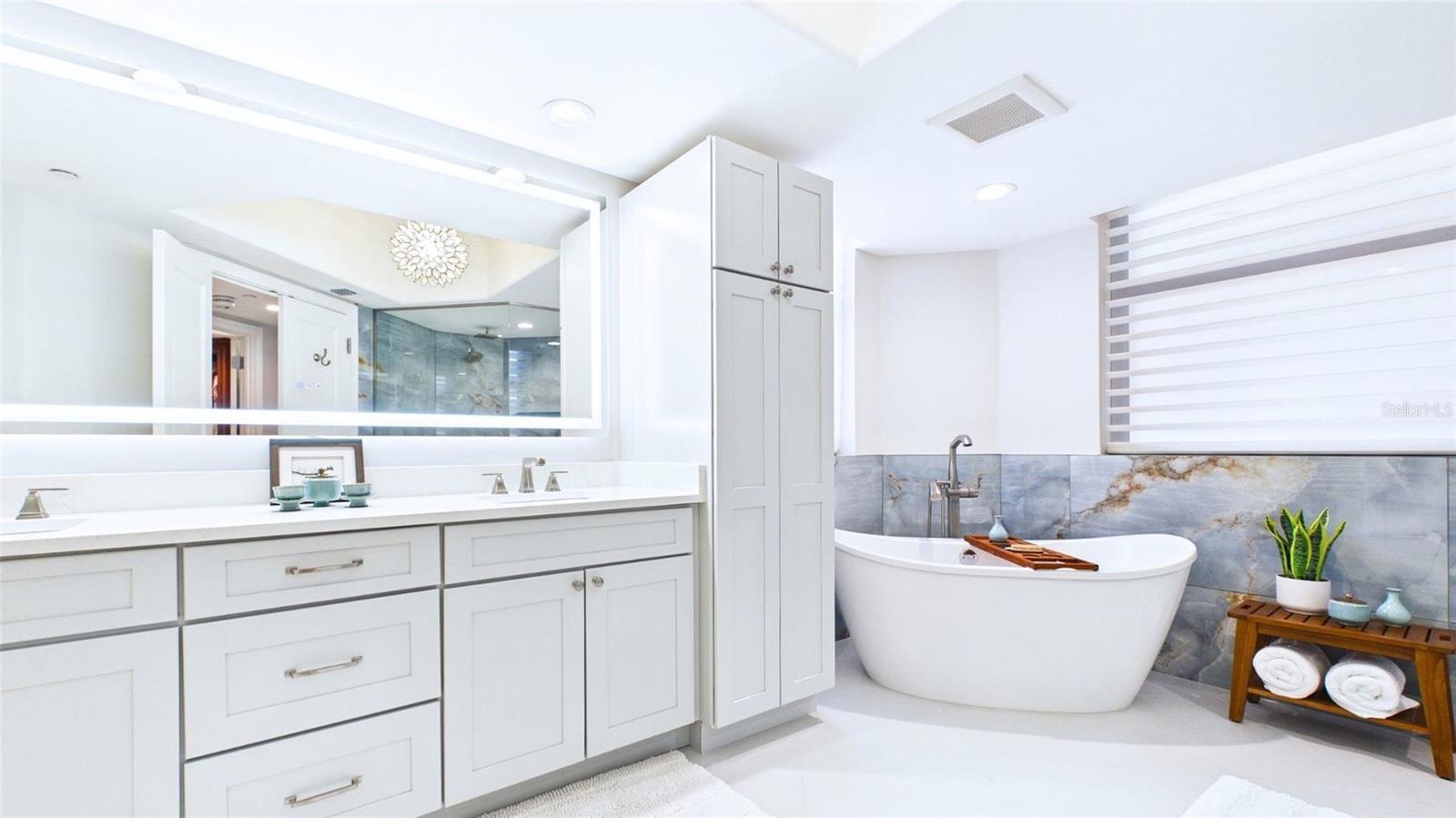 WATER CLUB 01 AT LONGBOAT KEY - Residential