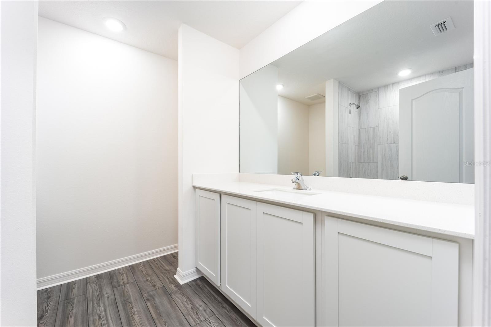 GUM LAKE PRESERVE - Residential