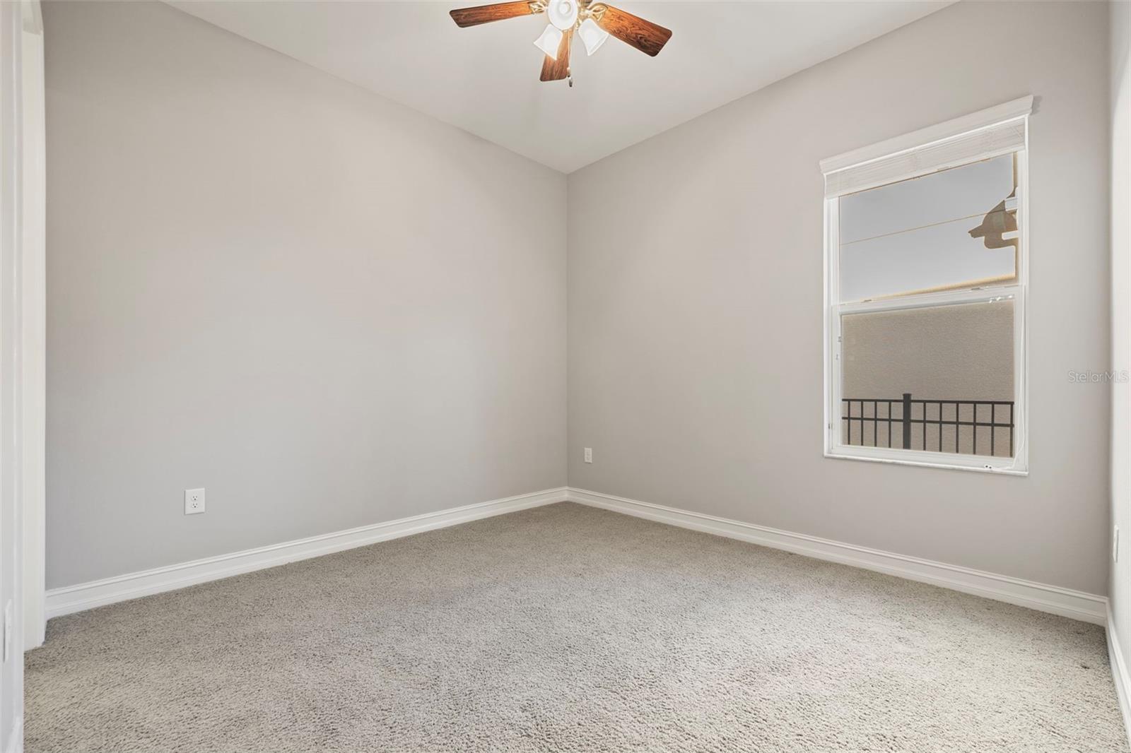 PROMENADE AT LAKE PARK PH - Residential