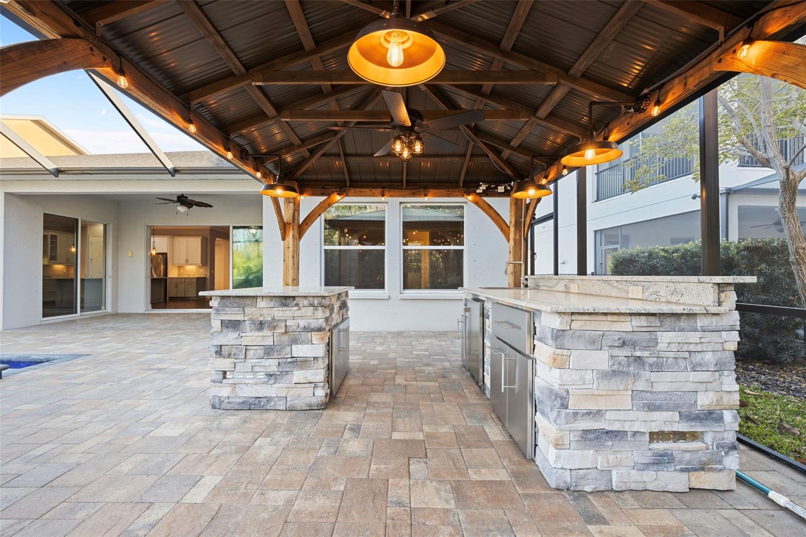 PROMENADE AT LAKE PARK PH - Residential